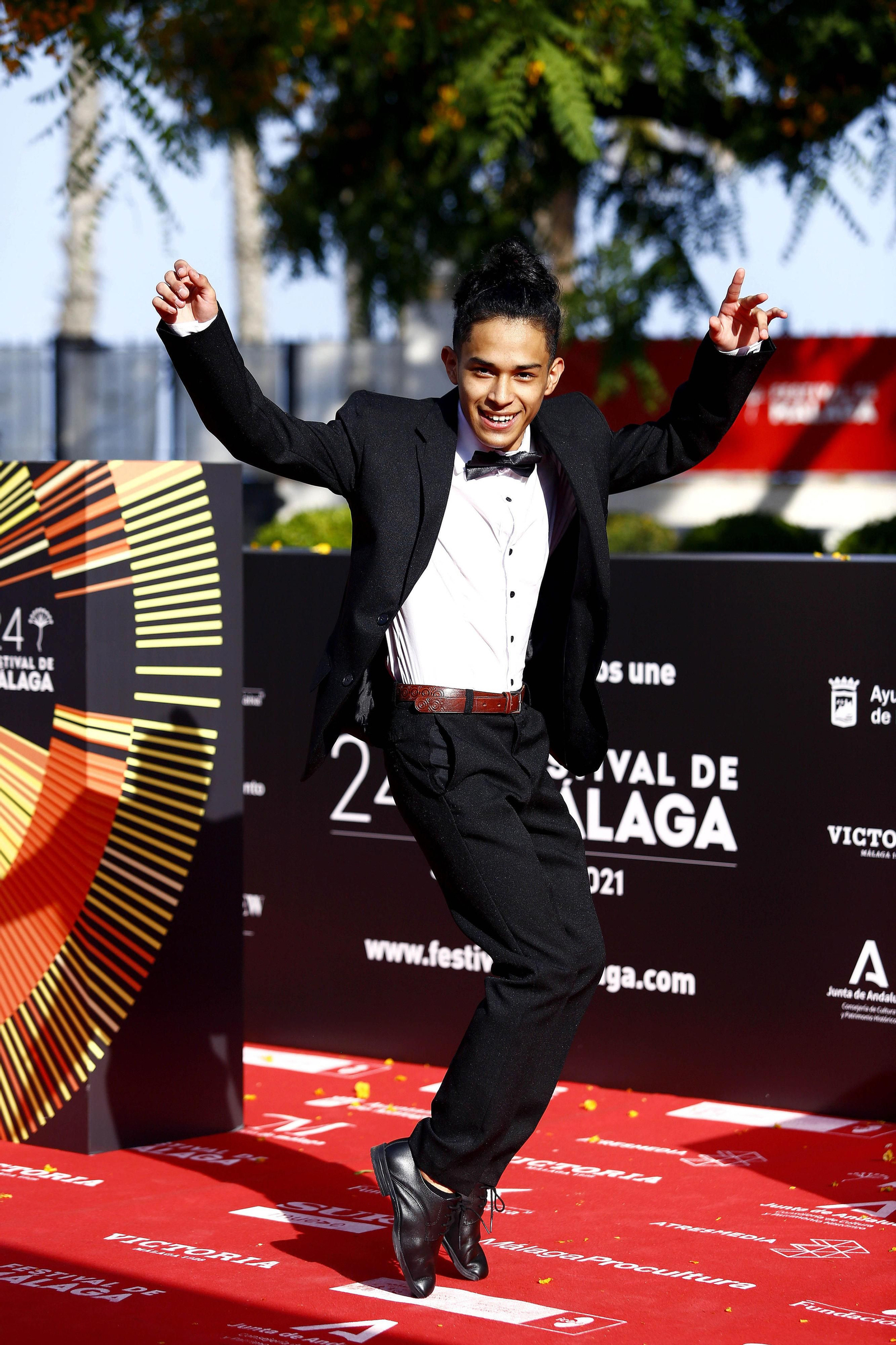 Las fotos del desfile de famosos para inaugurar el festival con nostalgia de la alfombra roja