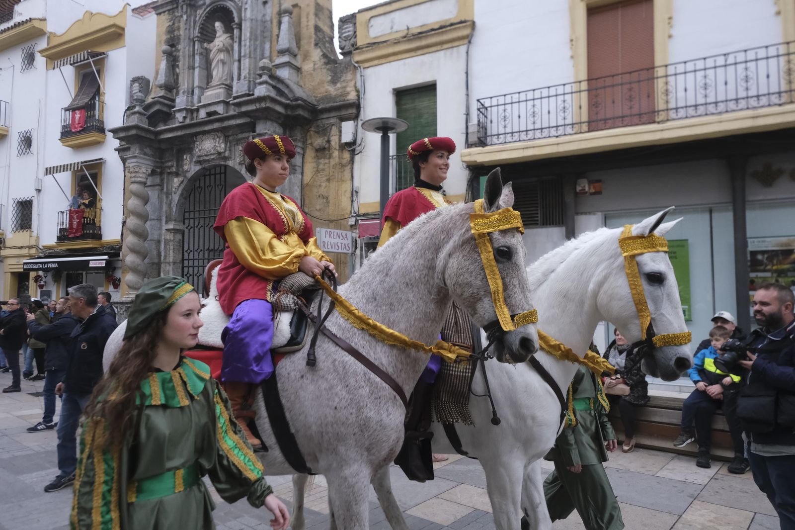 El Cartero Real de Córdoba recoge las ilusiones de los más pequeños, en imágenes