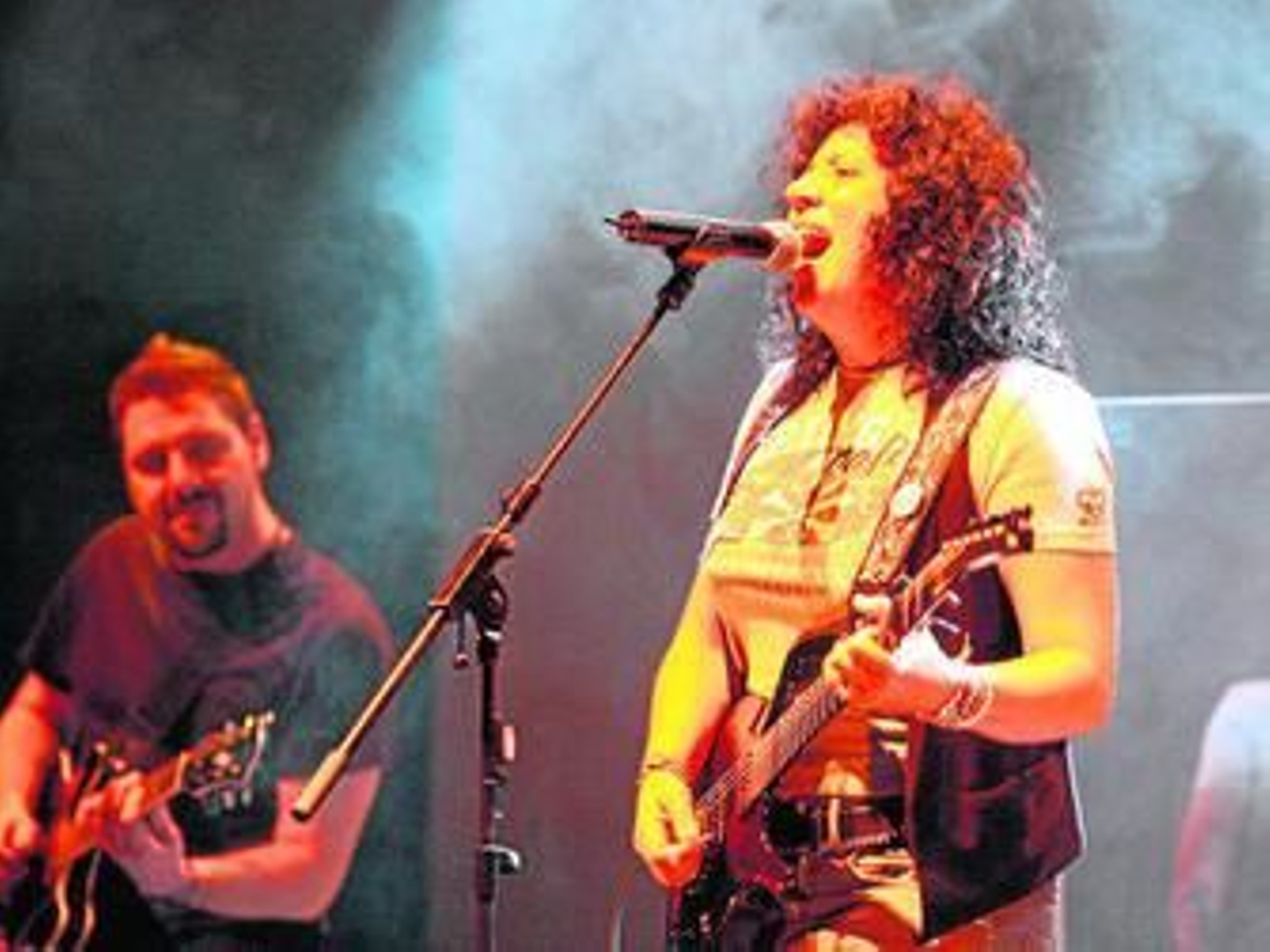 La cantante durante un concierto que dio en el Gran Teatro, en la capital onubense.