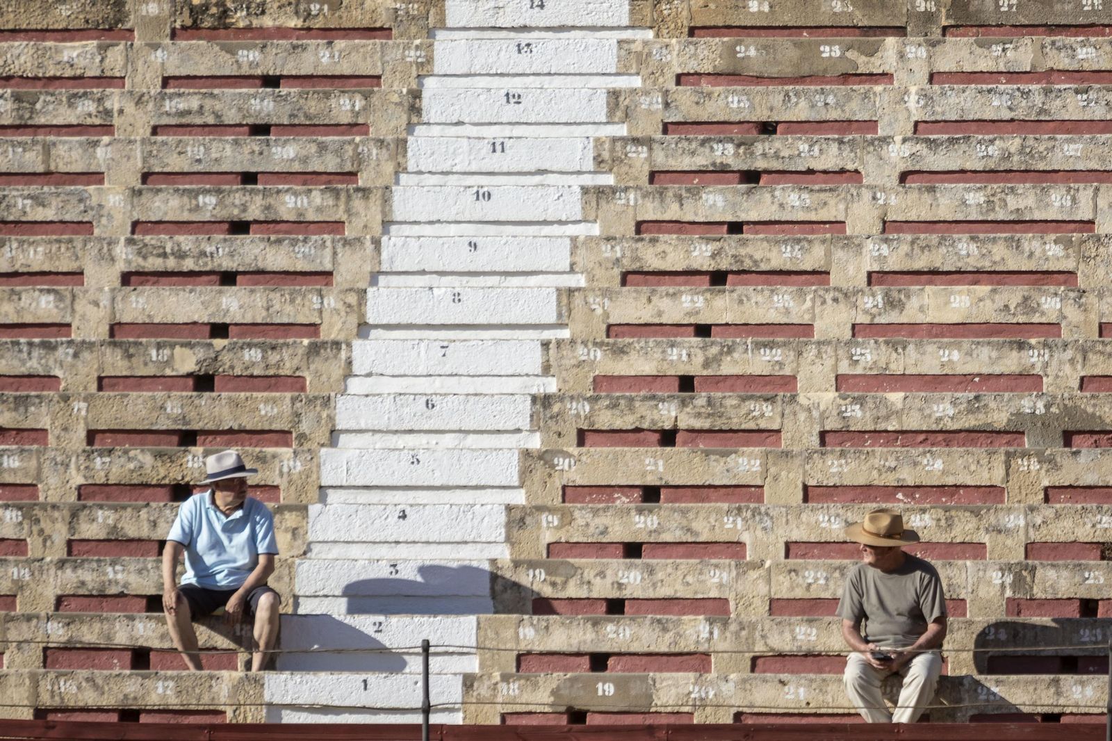 Las imágenes de la corrida de toros en El Puerto: puerta grande para Talavante