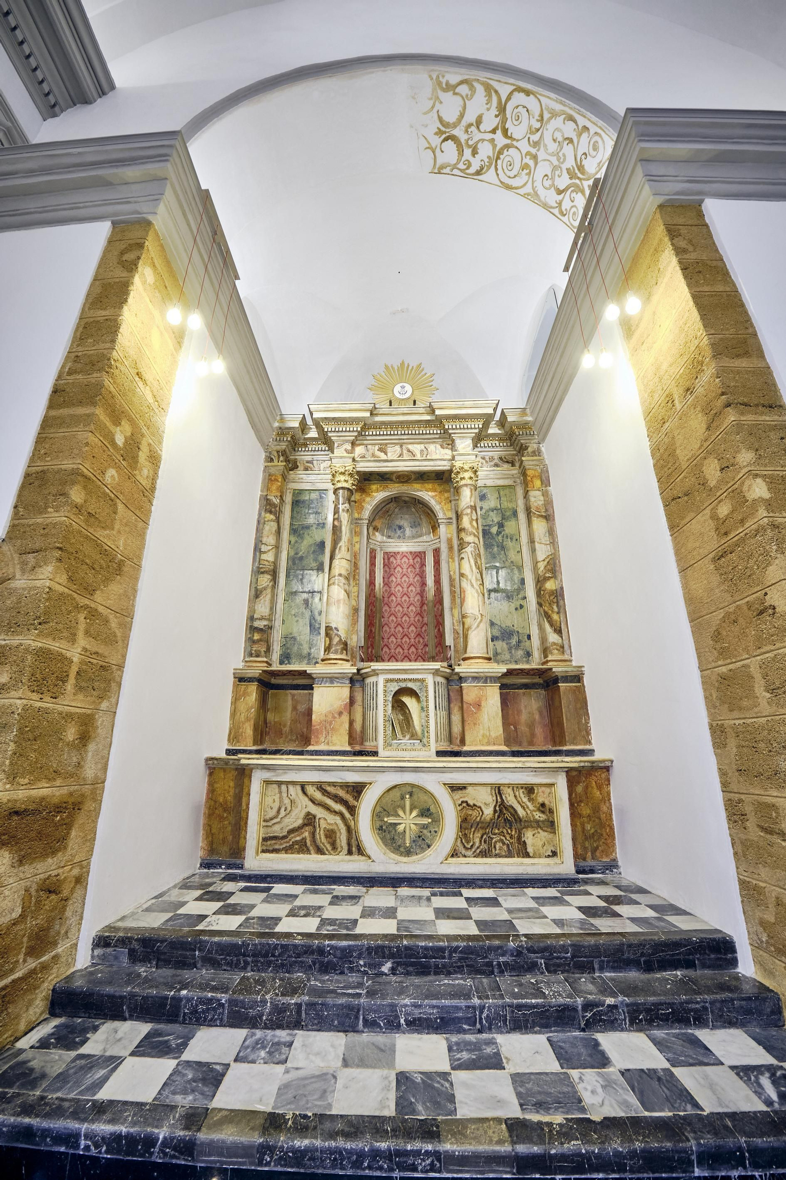 Interior de la Iglesia Castrense después de la reforma.