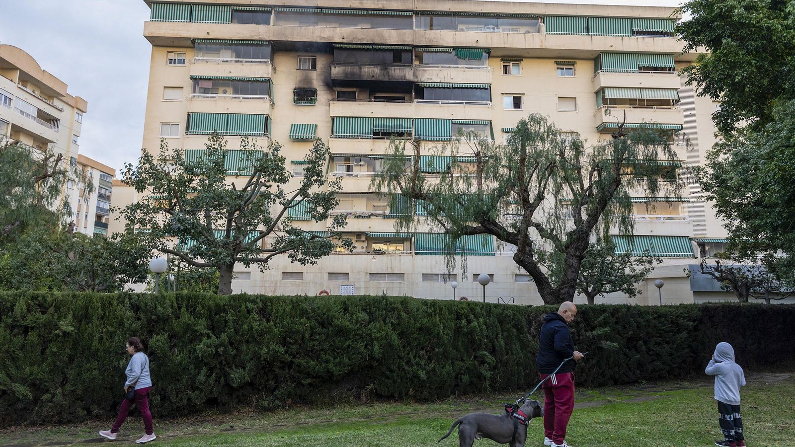 Edificio de Fuengirola donde se ha producido el incendio.