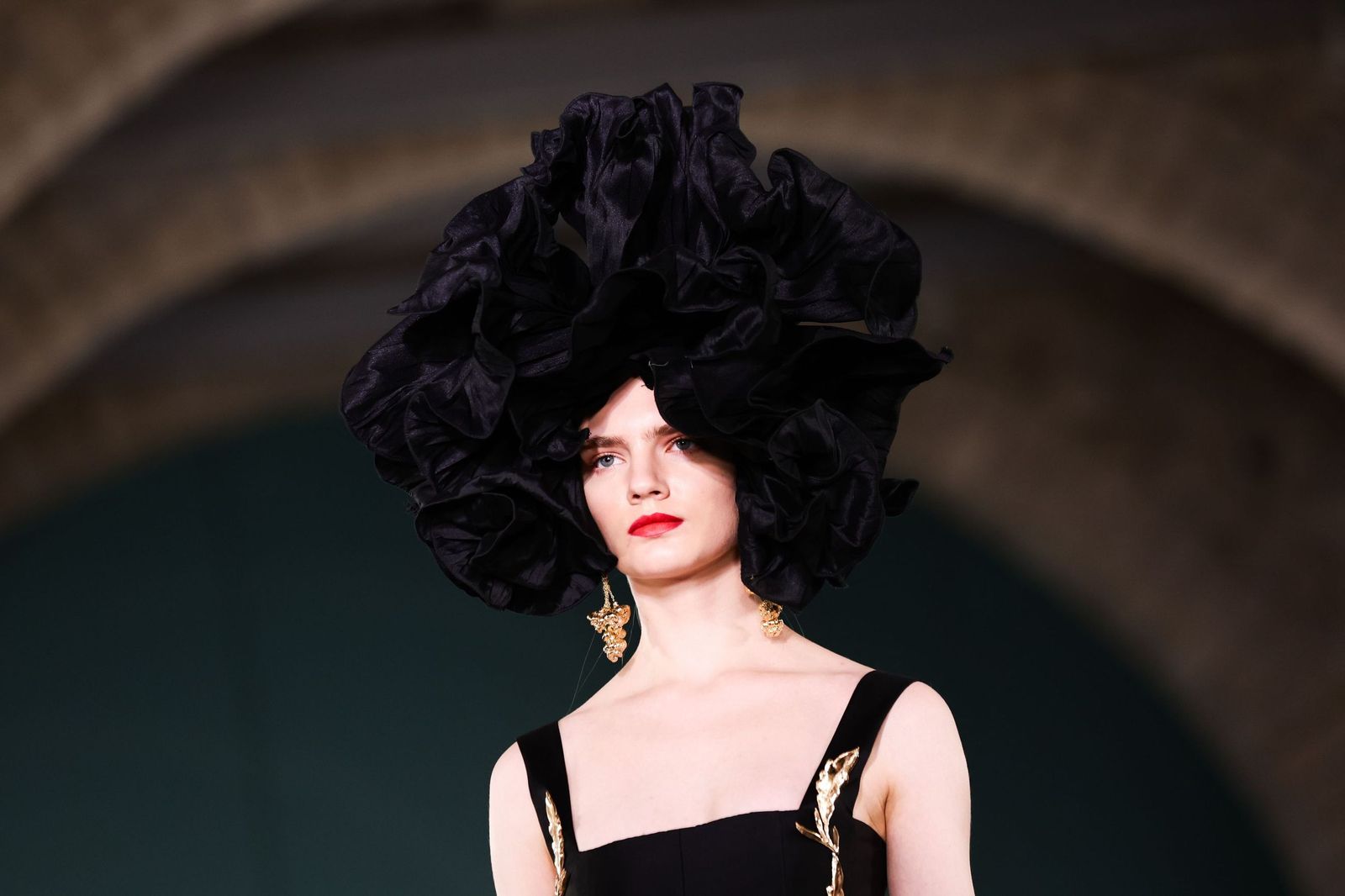 Juana Martín conquista París con su nueva colección, Presagio