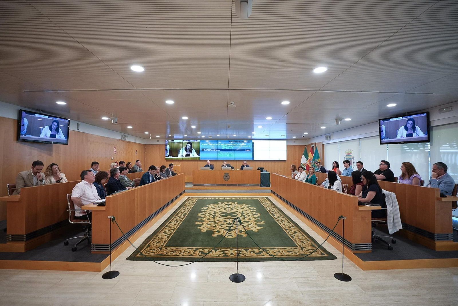 Intervención de la diputada en el Pleno. Intervención de la diputada en el Pleno.