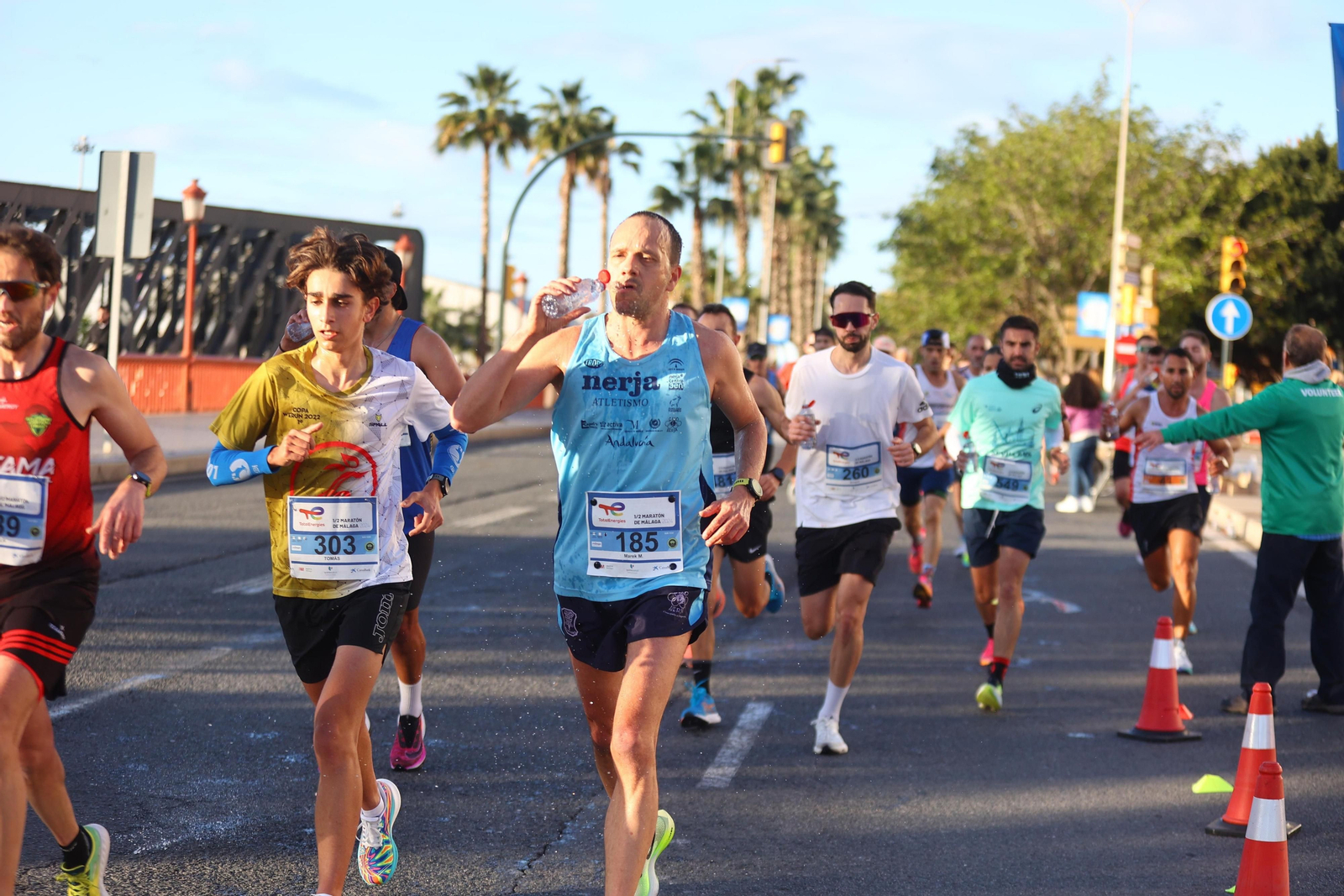 Las mejores fotos de la Media Maratón de Málaga 2024 Las mejores fotos de la Media Maratón de Málaga 2024