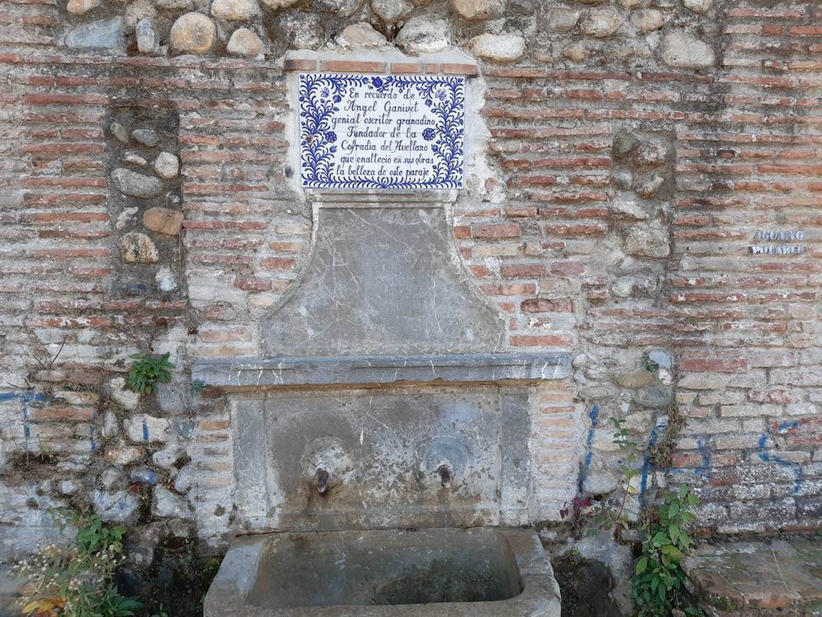 Aprobado el  reacondicionamiento del Camino de la Fuente del Avellano de Granada.
