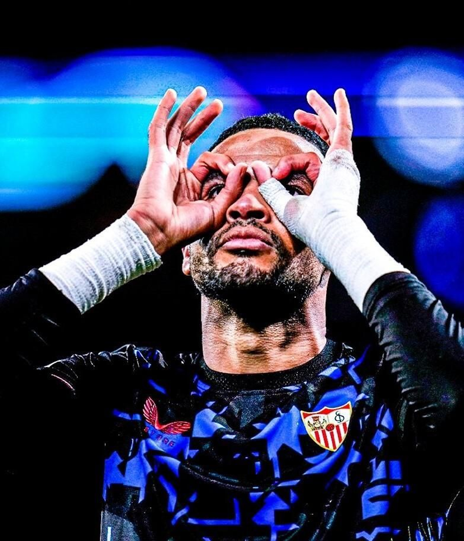 En-Nesyri celebra el segundo gol sevillista.