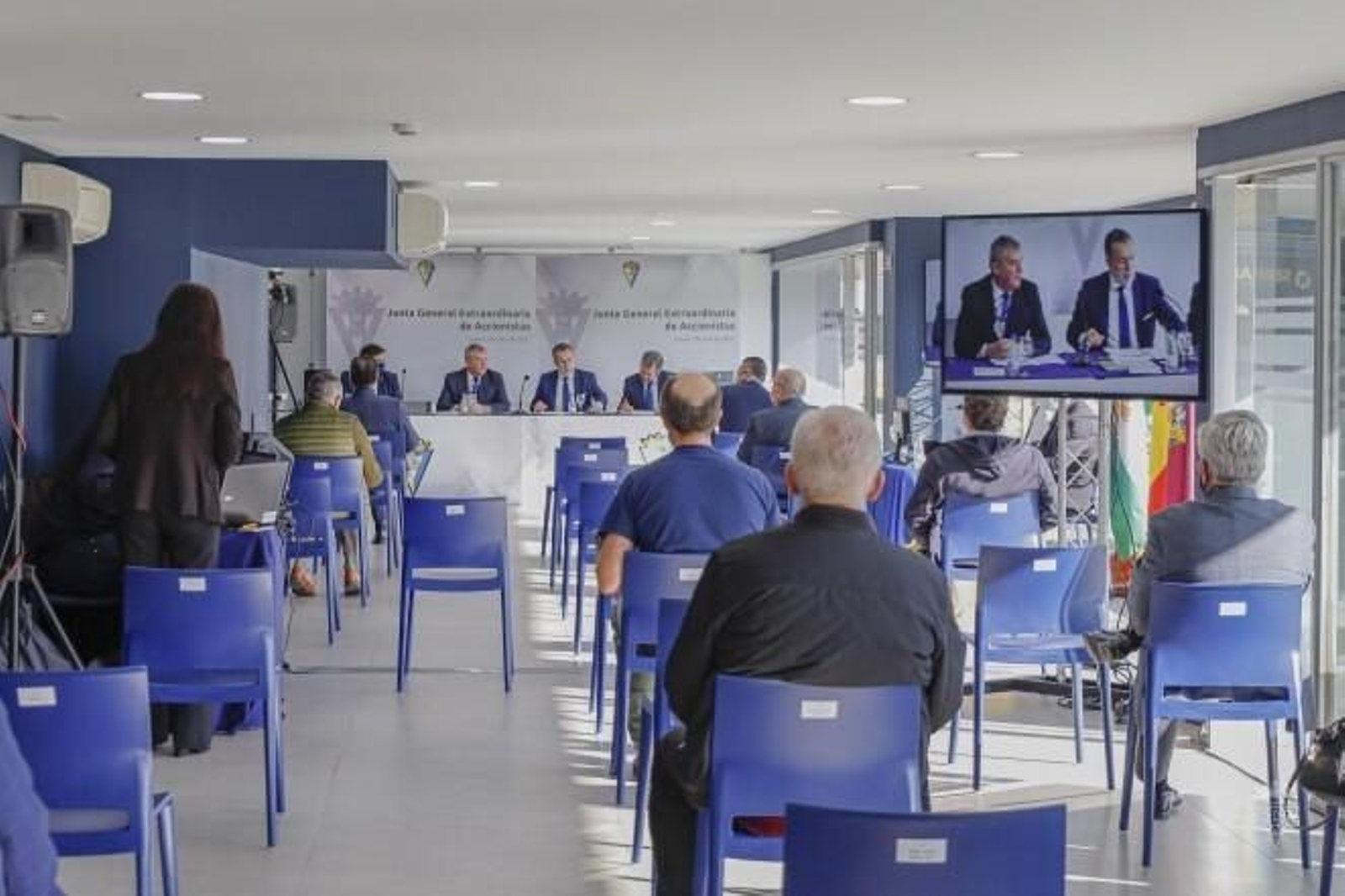 Imagen del palco del estadio, lugar donde se celebró la cita.