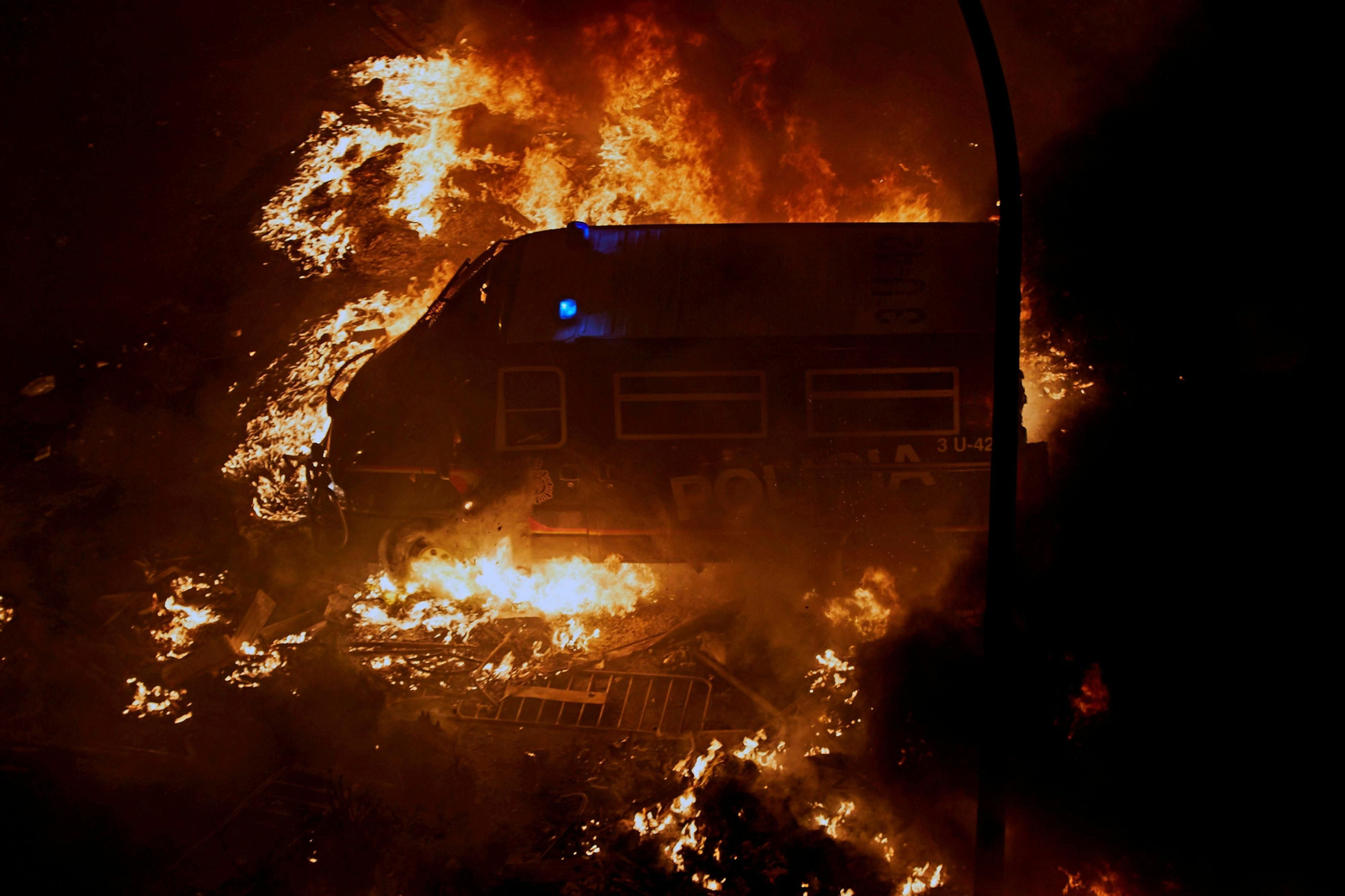 Las imágenes de la quinta jornada de disturbios en Cataluña