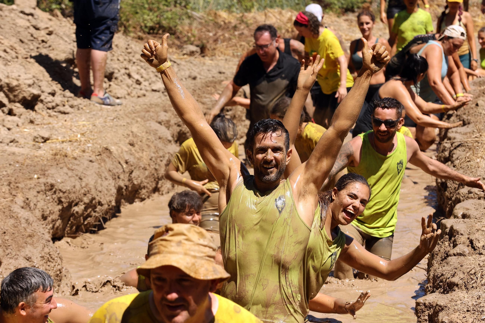 Búscate en la VII Carrera del Barro en La Barca