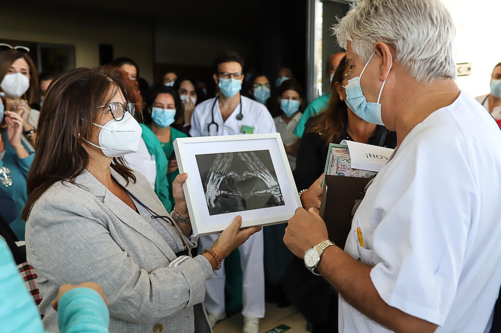 Homenaje al doctor Luis Pérez Bello en el hospital de Jerez