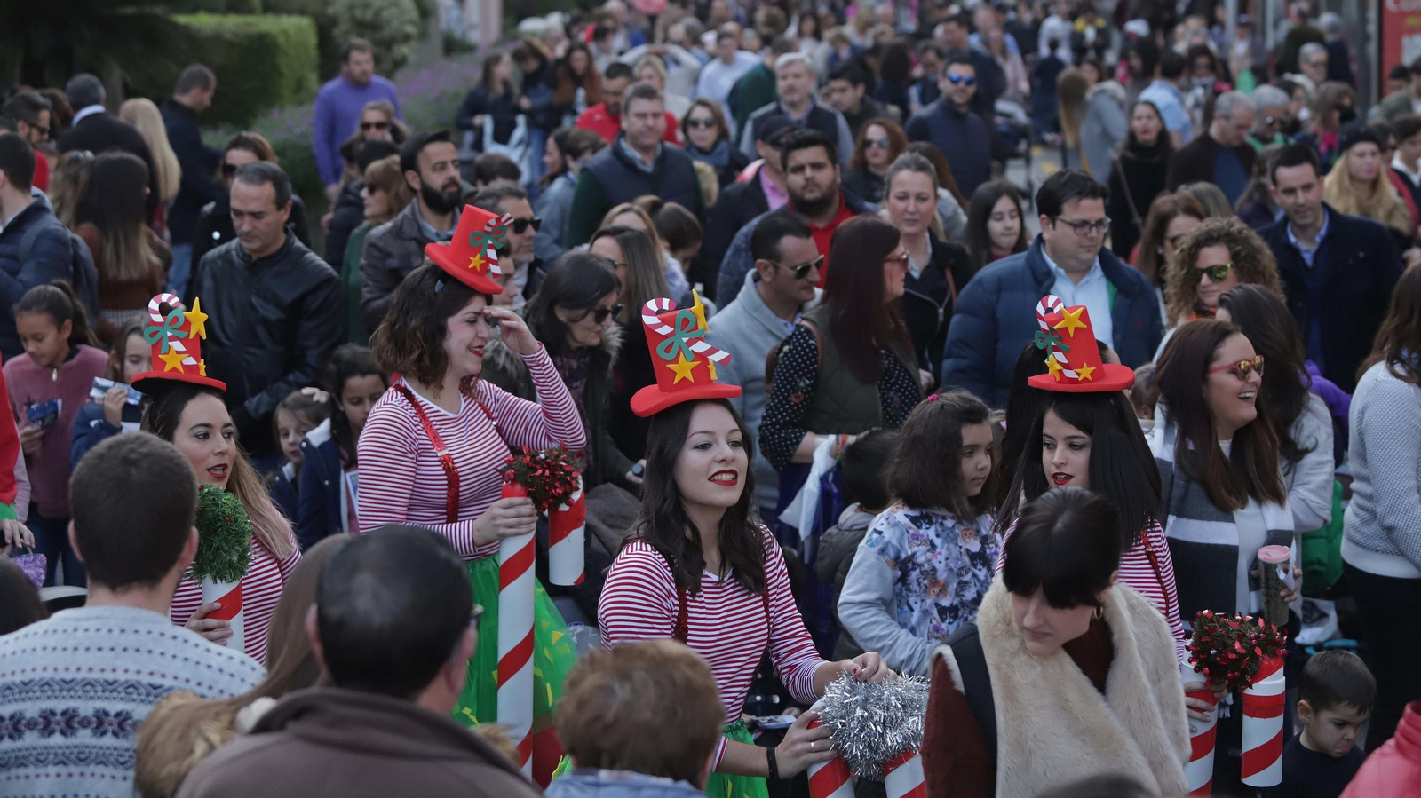 Imágenes del arrastre de latas en Algeciras