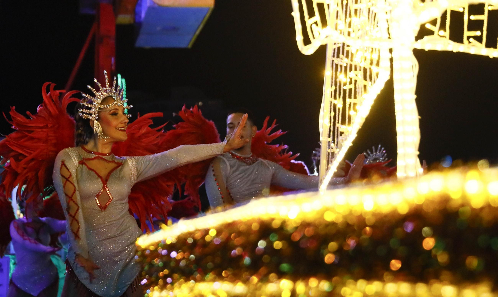Las mejores imágenes del encendido navideño en Almería