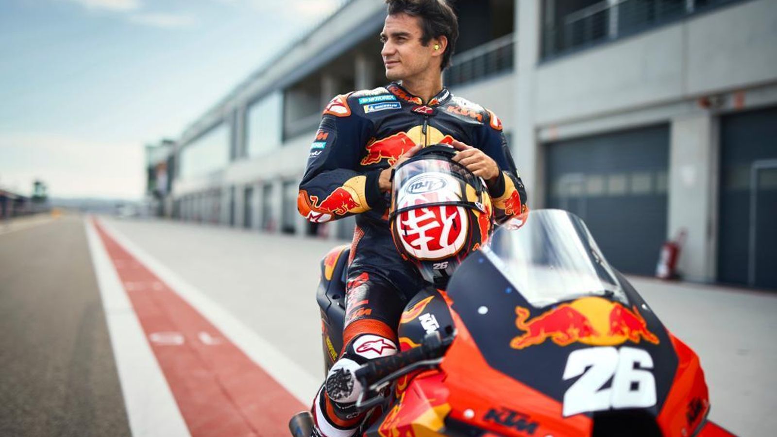 994 días después de retirarse de la competición, Pedrosa vuelve a participar en un Gran Premio de MotoGP.
