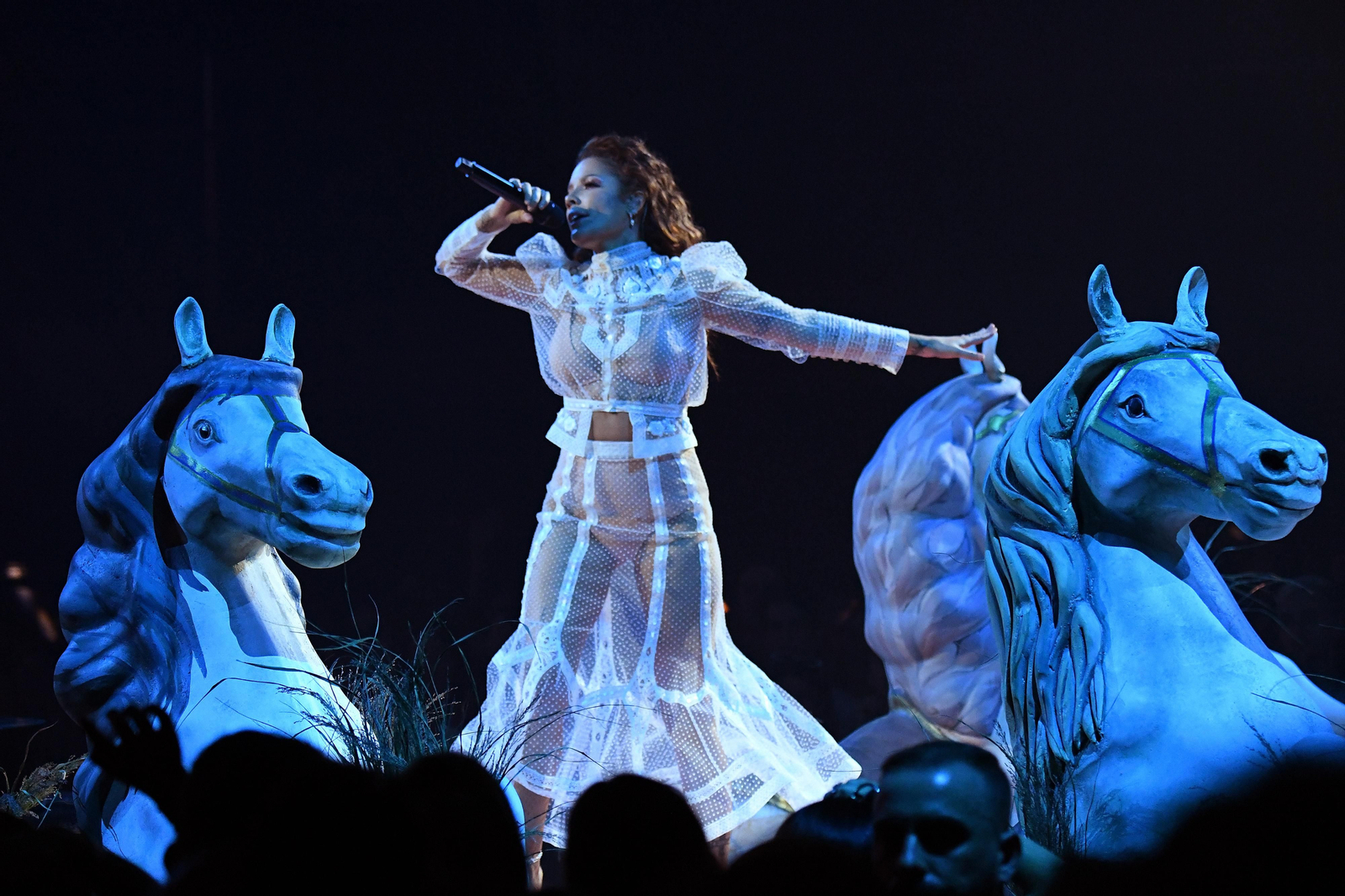 Las fotos de las actuaciones de los MTV EMA 2019 en Sevilla