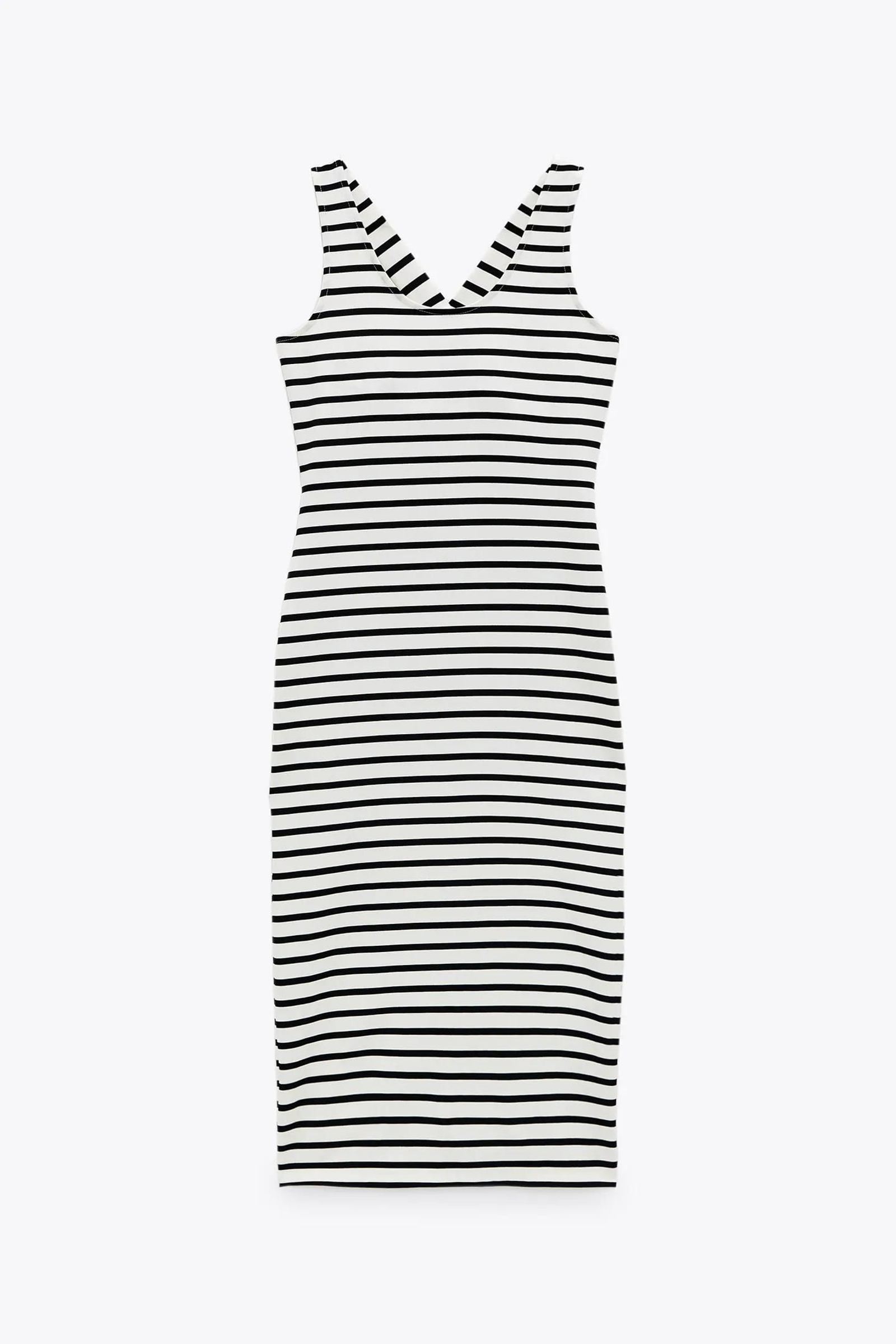 Vestido de rayas marineras de Zara.