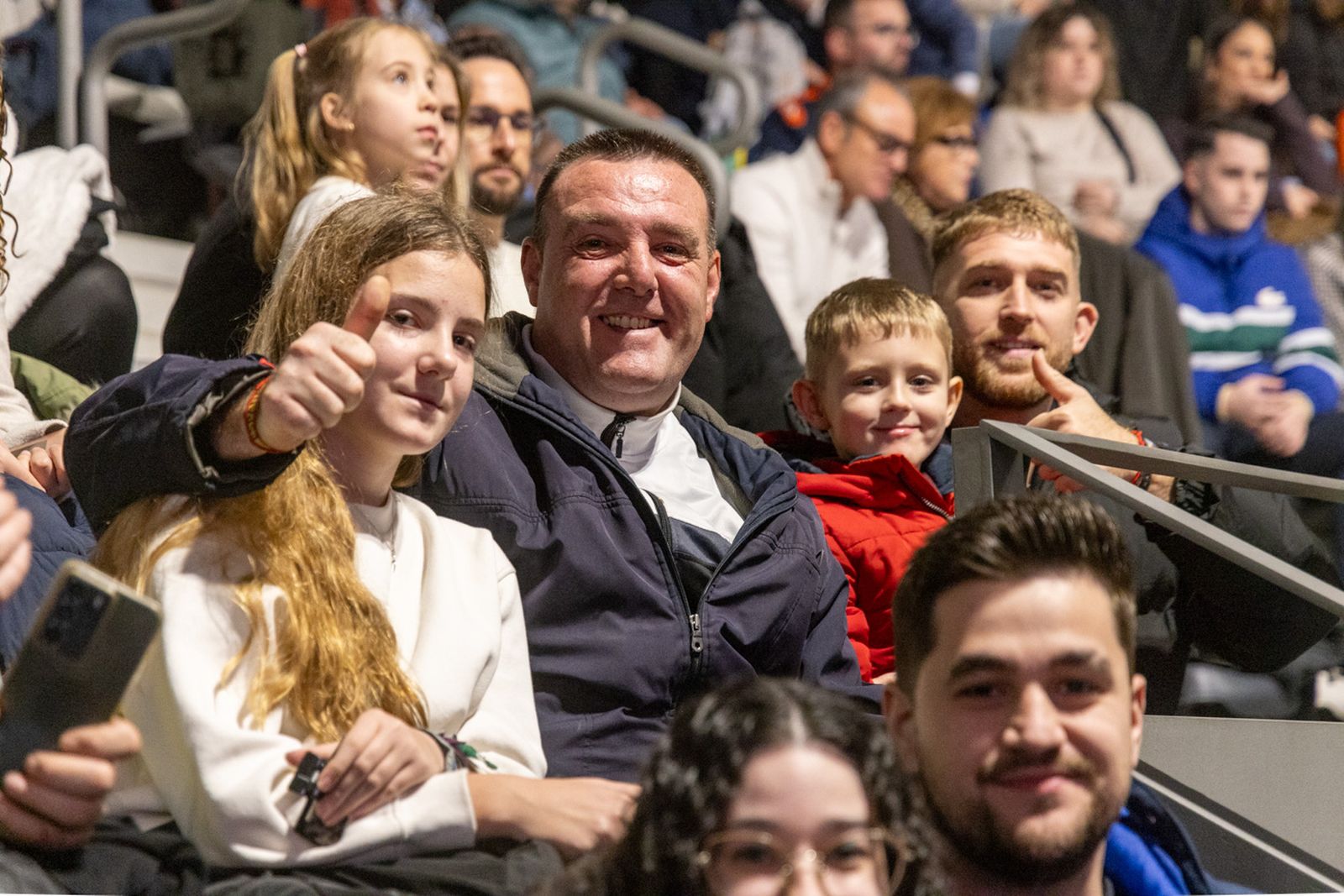 En imágenes: el Olivo Arena vibra con piruetas y motor en estado puro en el Soloflow Freestyle (2)
