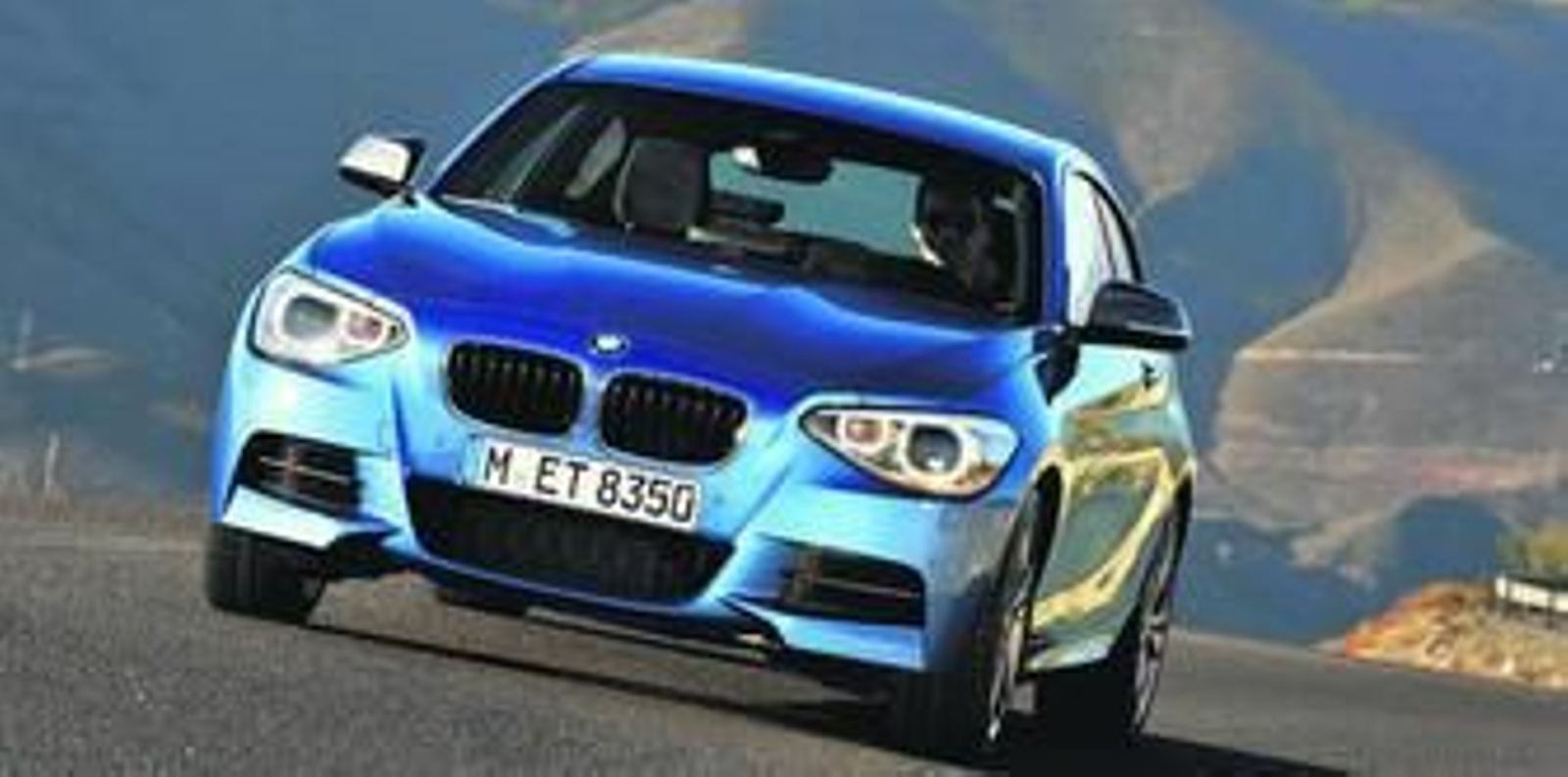 El diseño de la carrocería de la versión tres puertas se distingue especialmente por sus formas deportivas y elegantes.