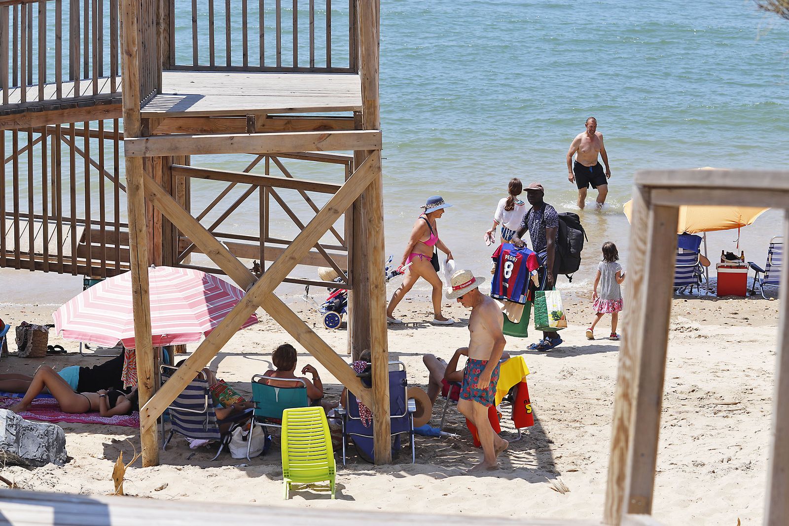 Ambiente en las playas de Huelva en el domingo 2 de julio