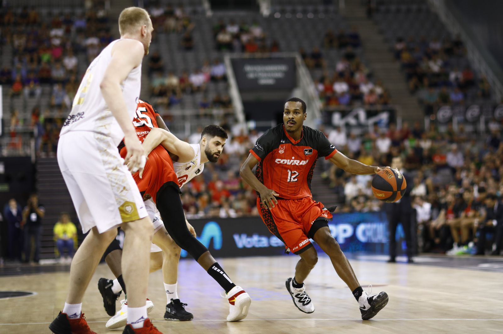 El Covirán Granada - Casademont Zaragoza, en imágenes