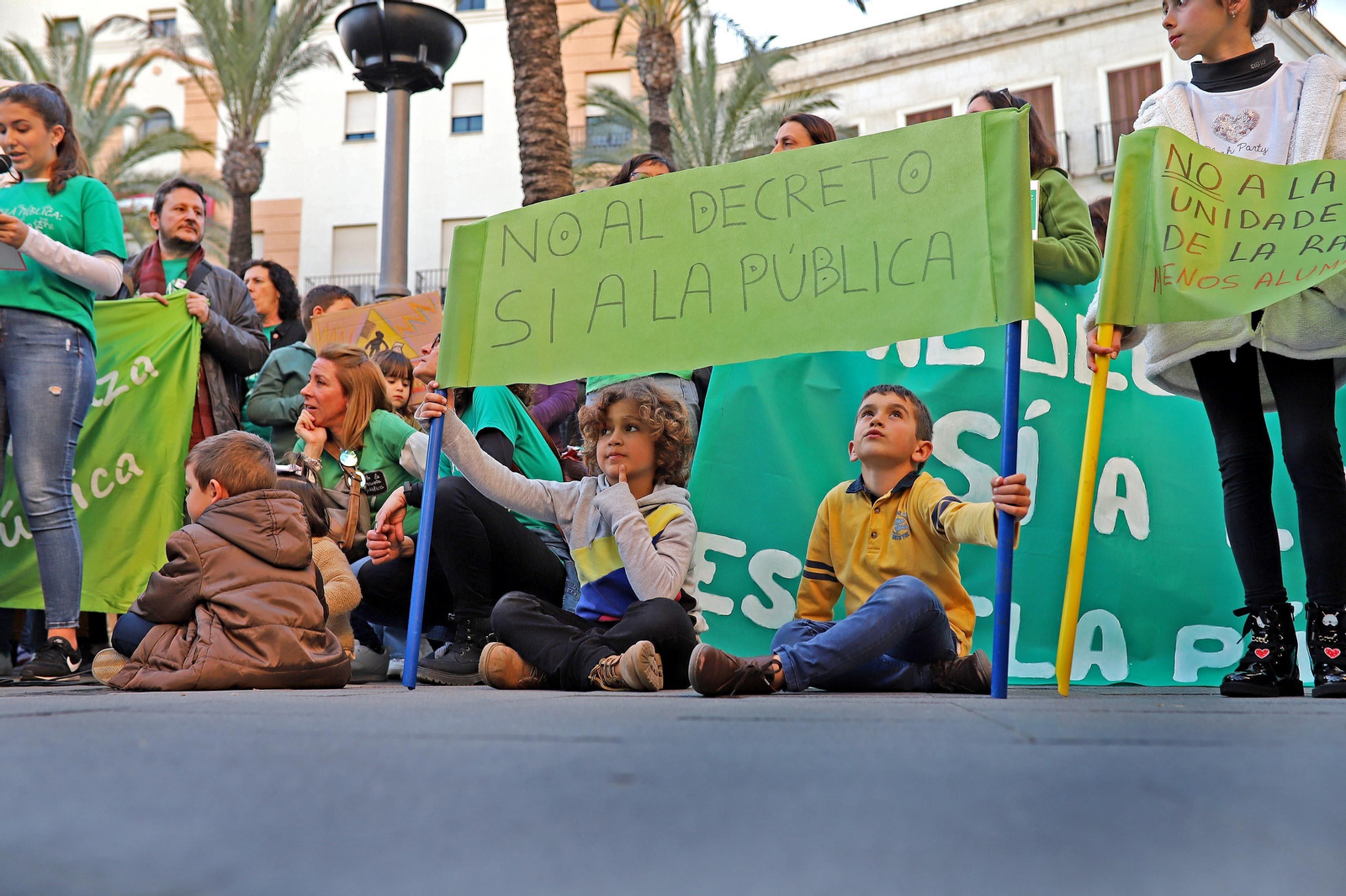 Protestas en Jerez contra el nuevo decreto de escolarización