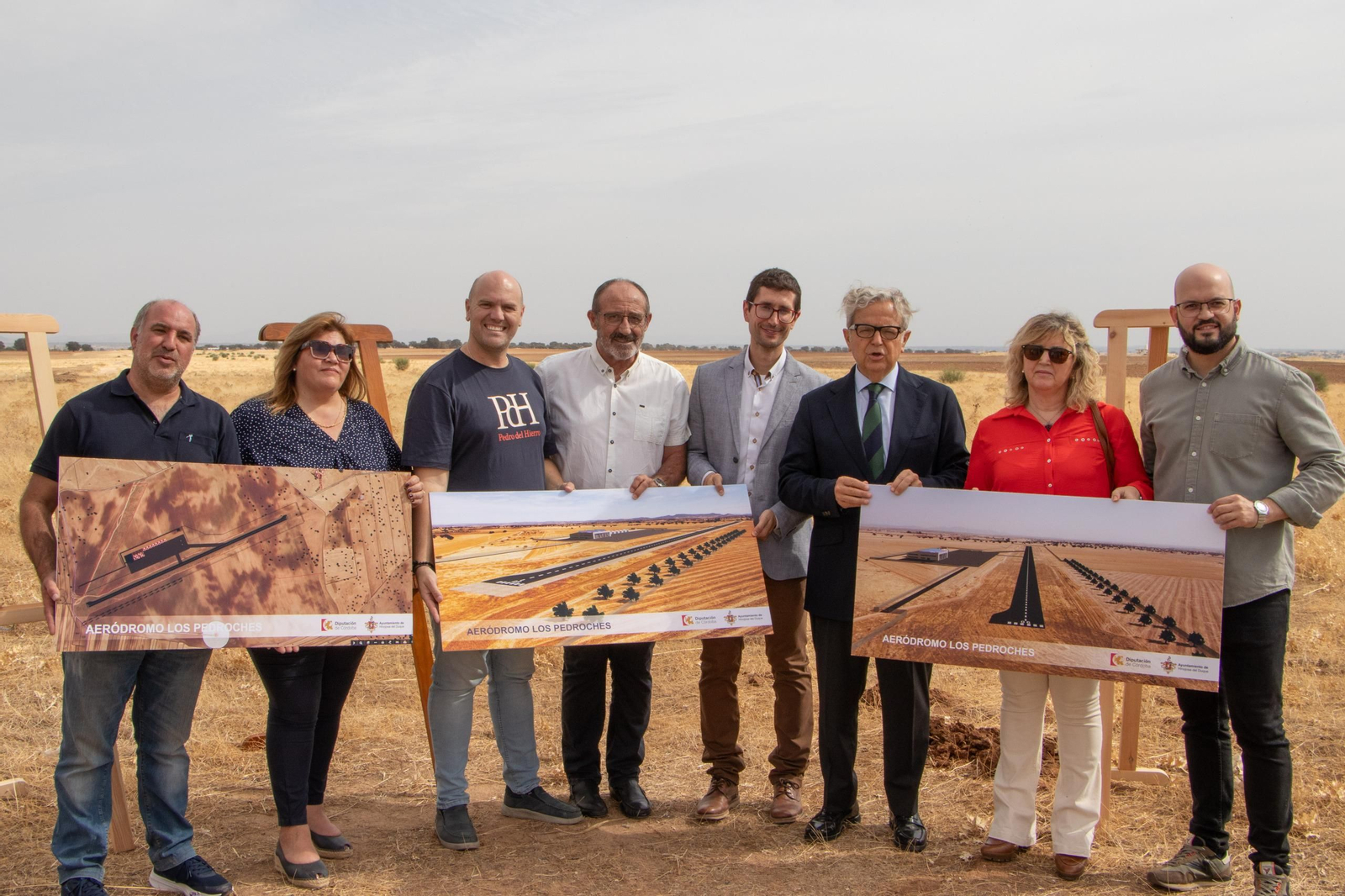 Foto de familia de la presentación del proyecto