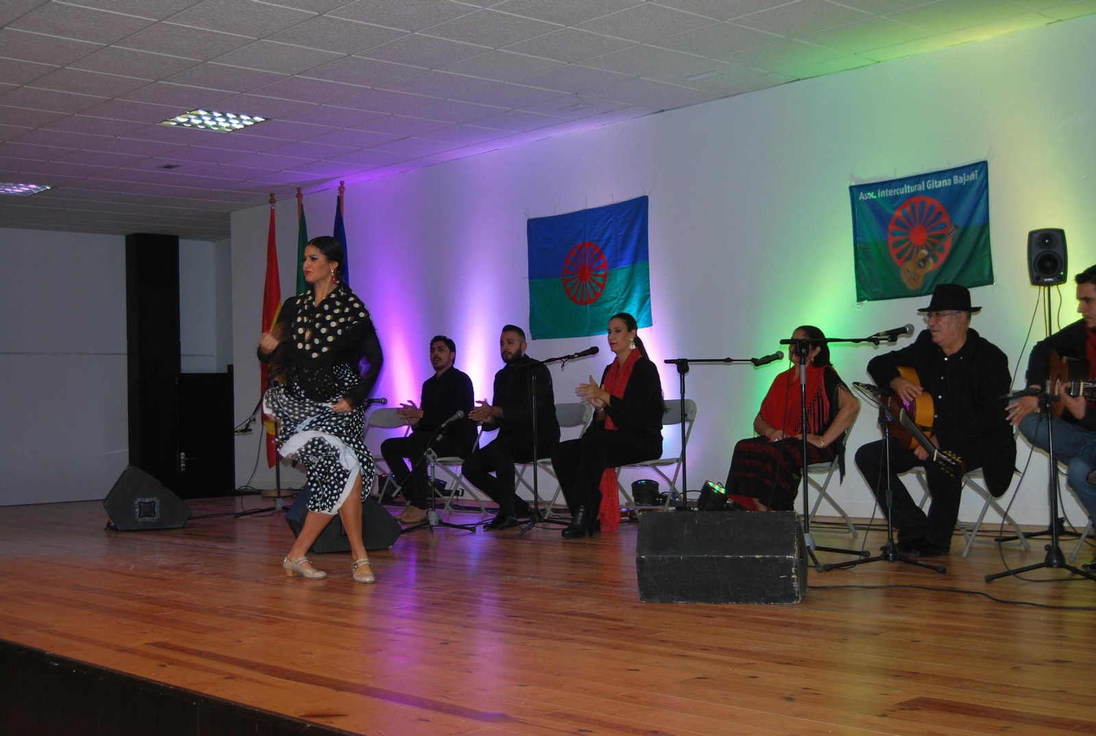 Hubo una actuación de flamenco a cargo del Niño de las Cuevas y su cuadro flamenco.