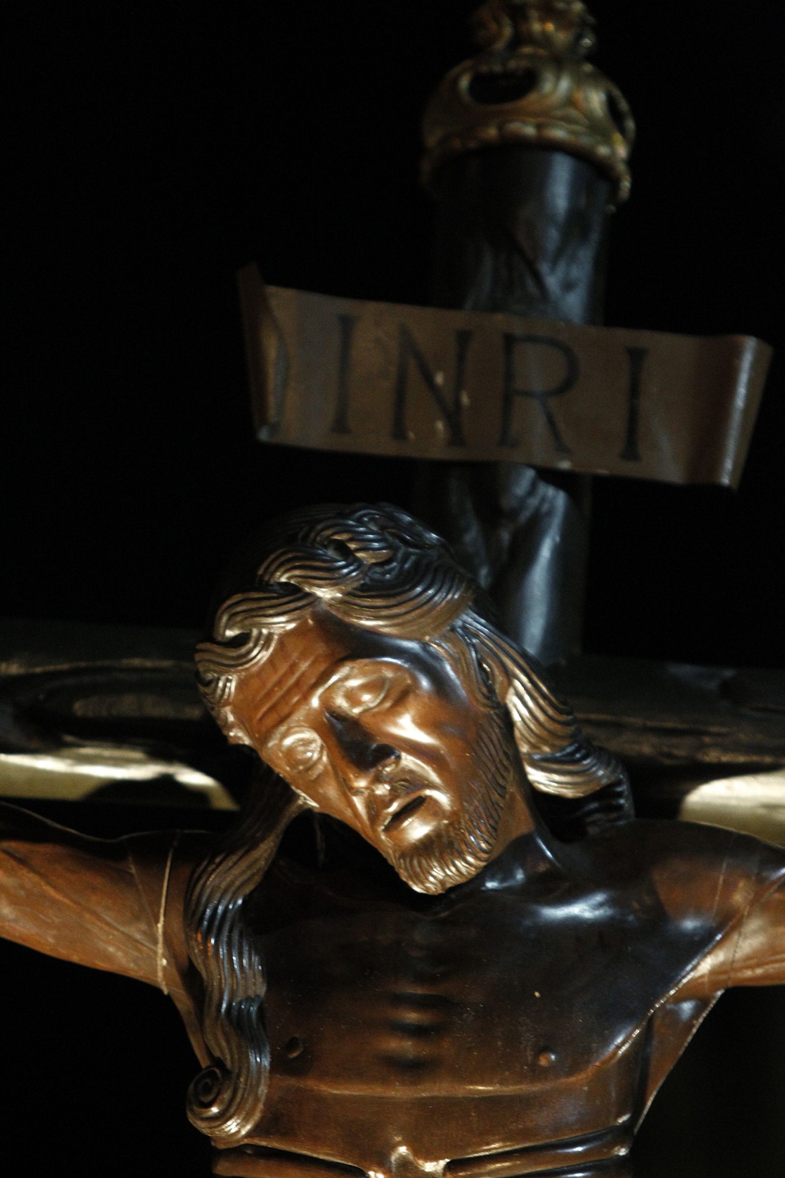 Imágenes Via Crucis Santo Cristo de la Escucha. Semana Santa Almería 2019