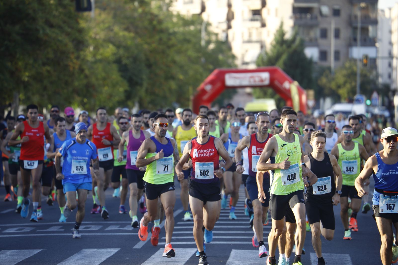 La XXXVI Media Maratón Córdoba-Almodóvar del Río, en imágenes