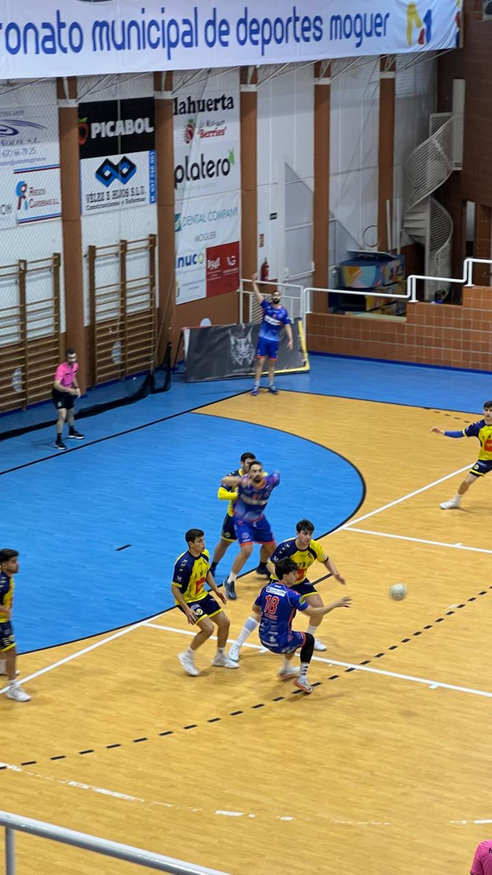 Un lance del partido.