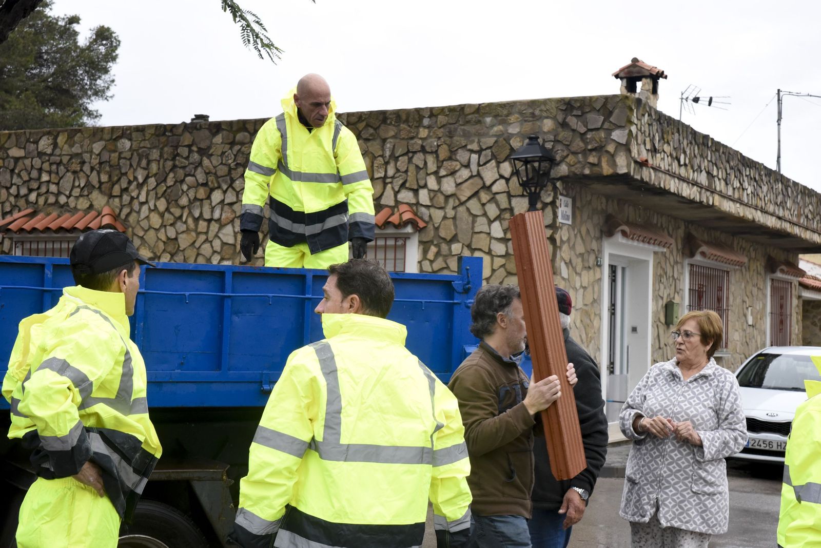 Las fotografías de los desalojos en San Roque por la borrasca Leonardo