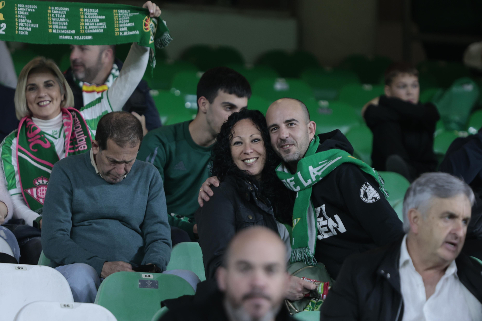Búscate en las gradas del Villamarín