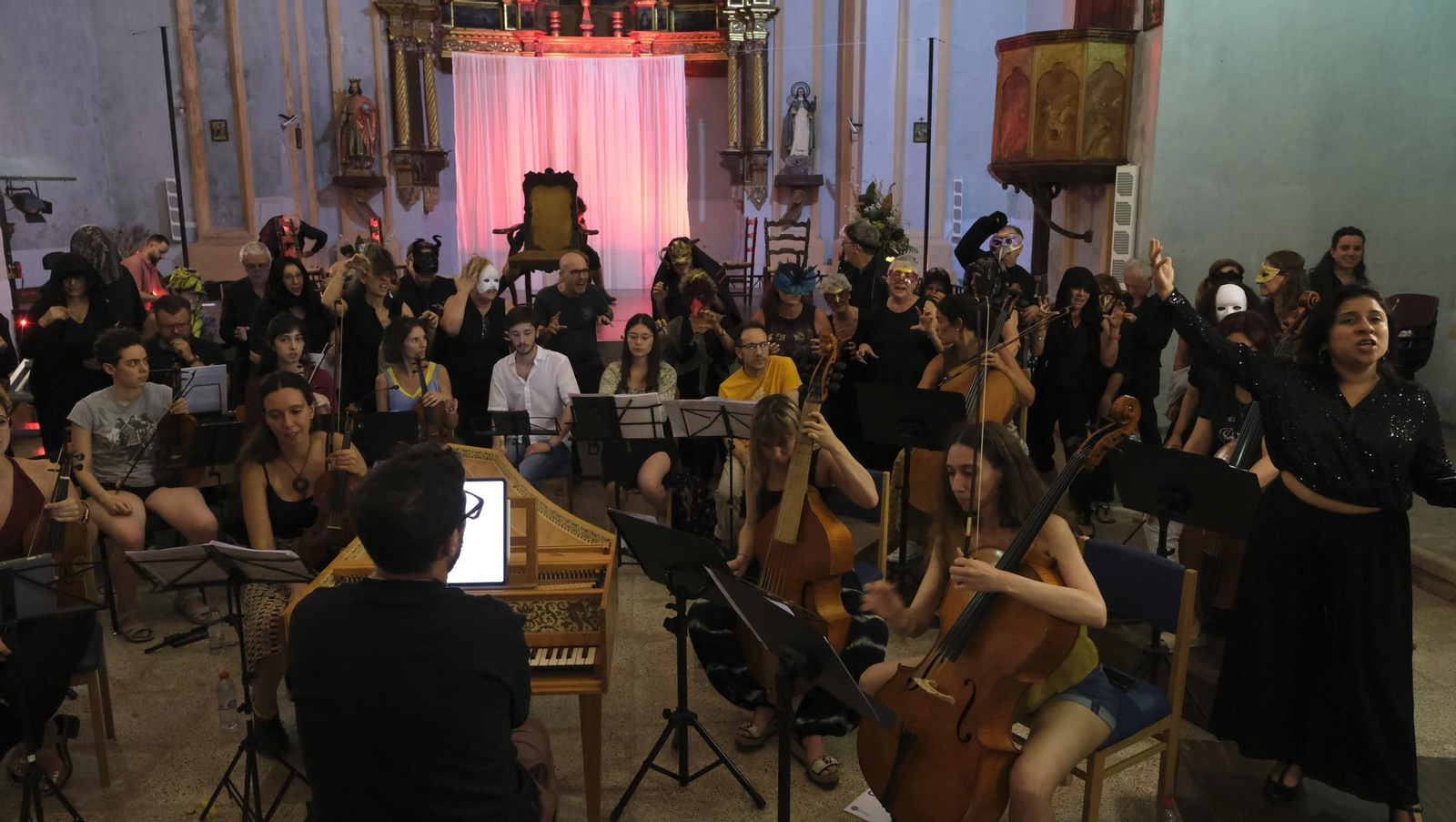 Ensayo general de la ópera de la academia musical de Vélez Blanco, en imágenes
