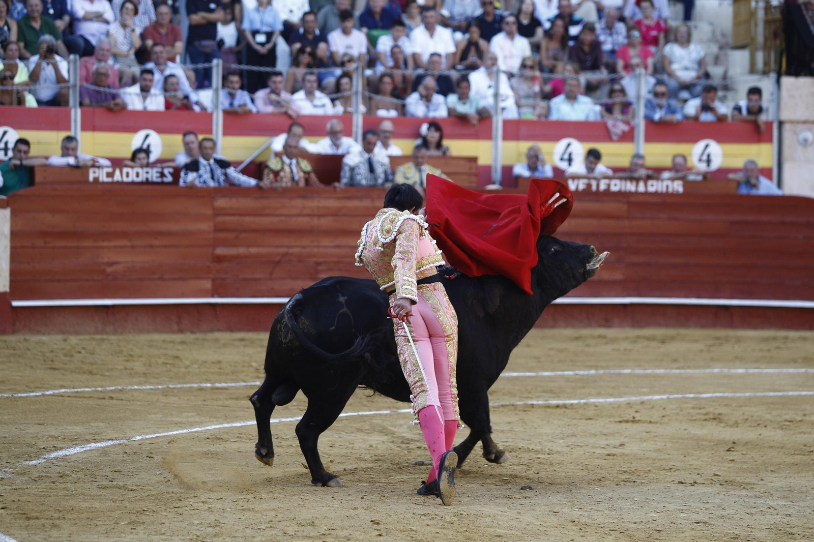 Las mejores imágenes de los toreros Fortes, Juan Ortega y David de Miranda en la Feria de Almería 2025