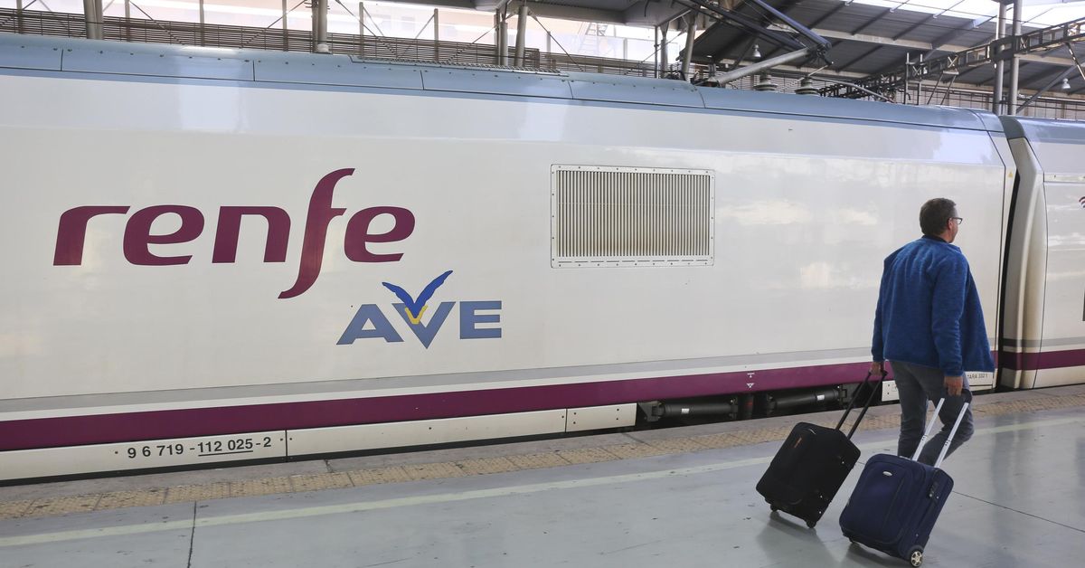 Desconvocada la huelga en Renfe y Adif tras alcanzarse un acuerdo poco ...
