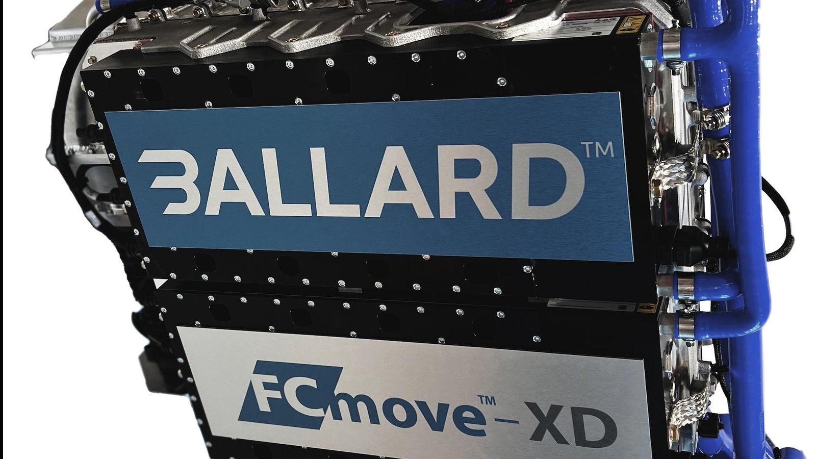 El Ford F-MAX de 44 toneladas se convertirá en un camión de hidrógeno gracias a los dos módulos Ballard del tipo FCmove-XD de 120 kW de potencia cada uno.