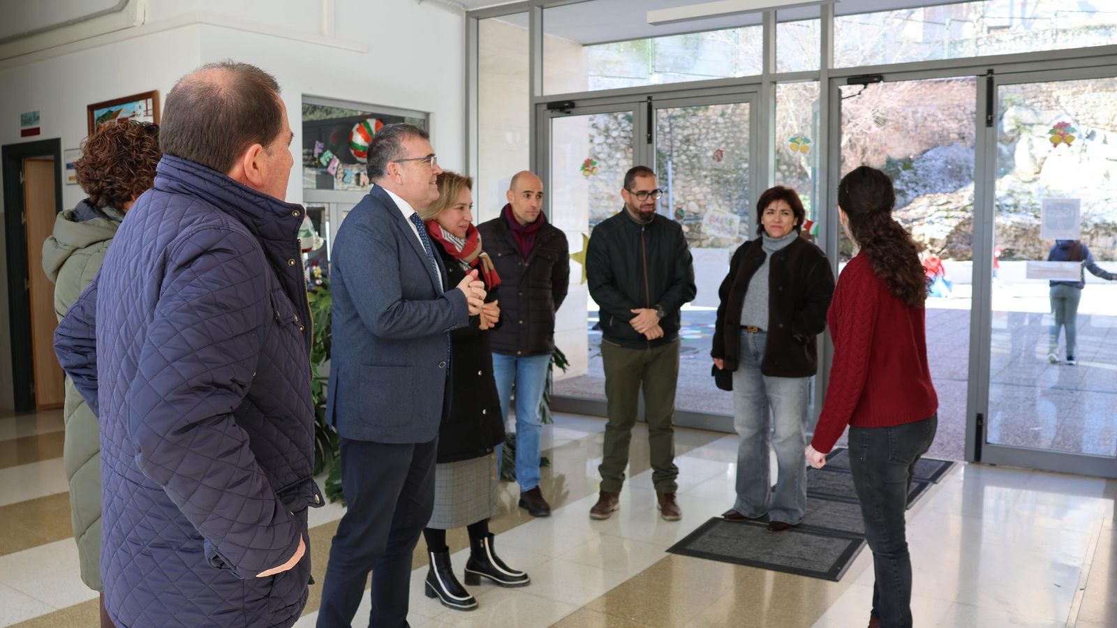 El subdelegado del Gobierno en Granada ha visitado el CEIP Cervantes y el CEIP Conde de Tendilla