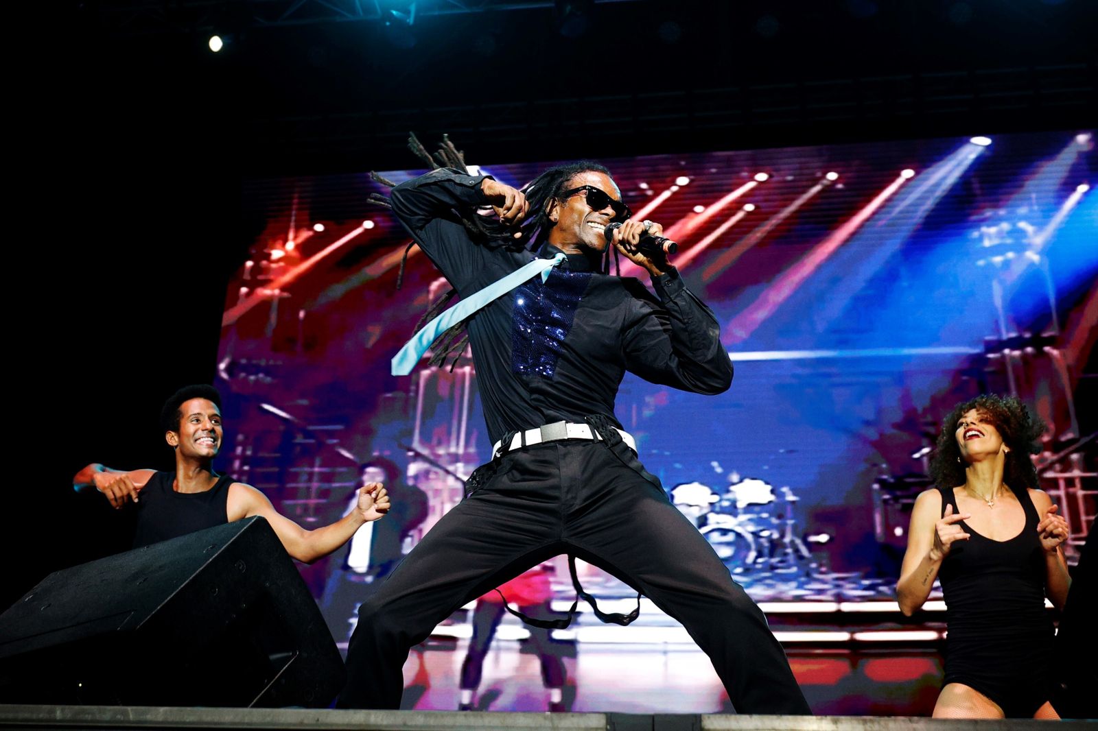 Búscate en el concierto  "80's leyends" en Bahía Sound.