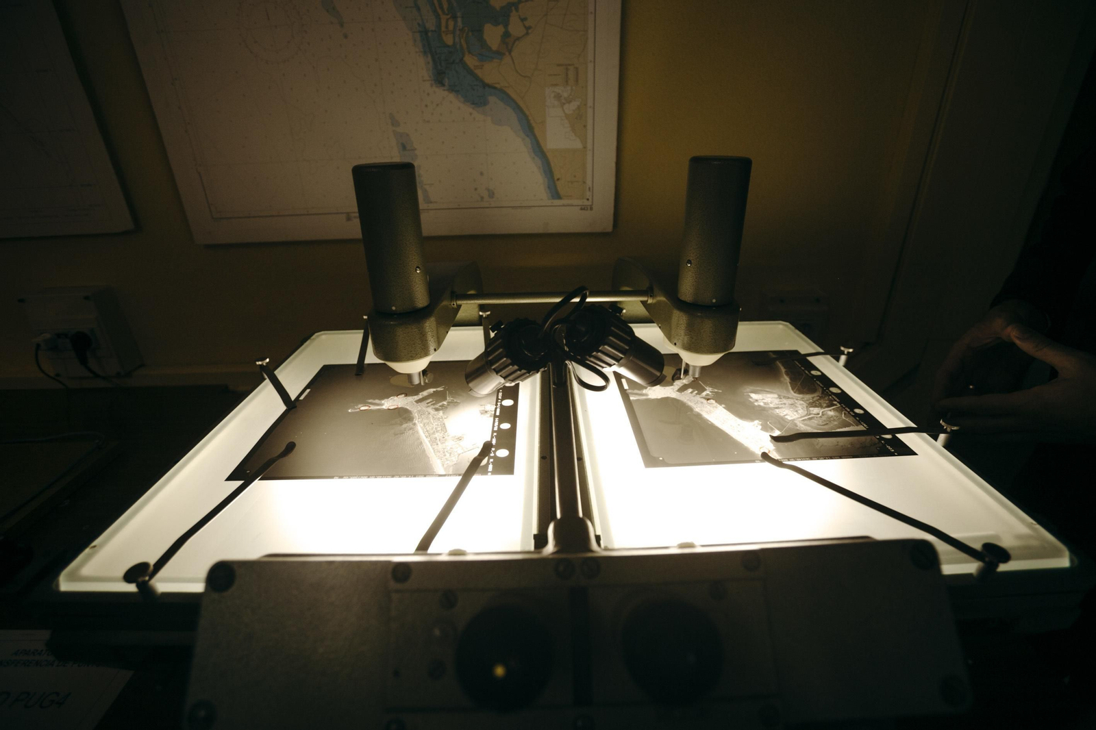 Restituidor analógico que se utilizaba para  realizar los levantamientos de la costa