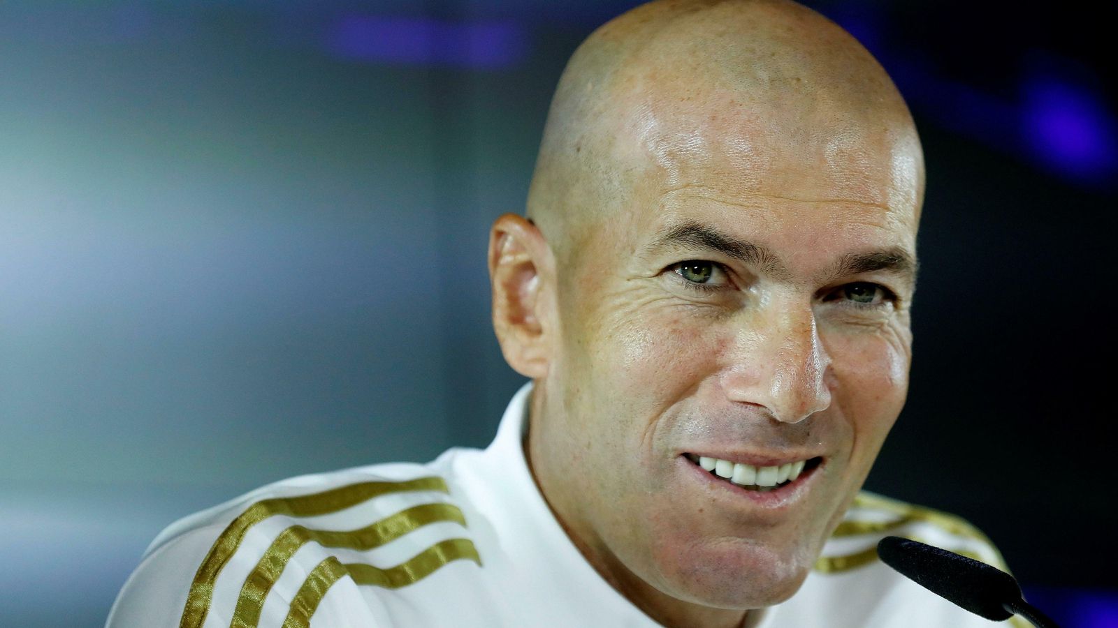 Zinedine Zidane durante la rueda de prensa ofrecida este viernes en Valdebebas.