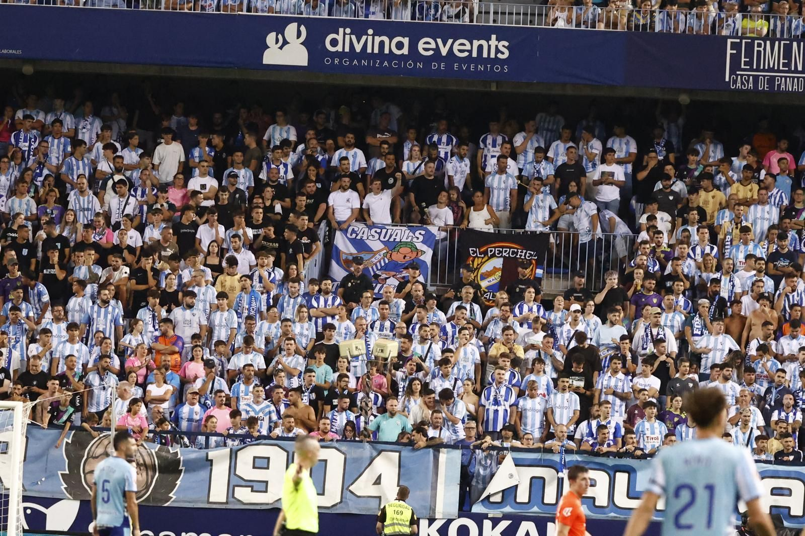 Búscate en las gradas de La Rosaleda en el Málaga CF-Real Sociedad B