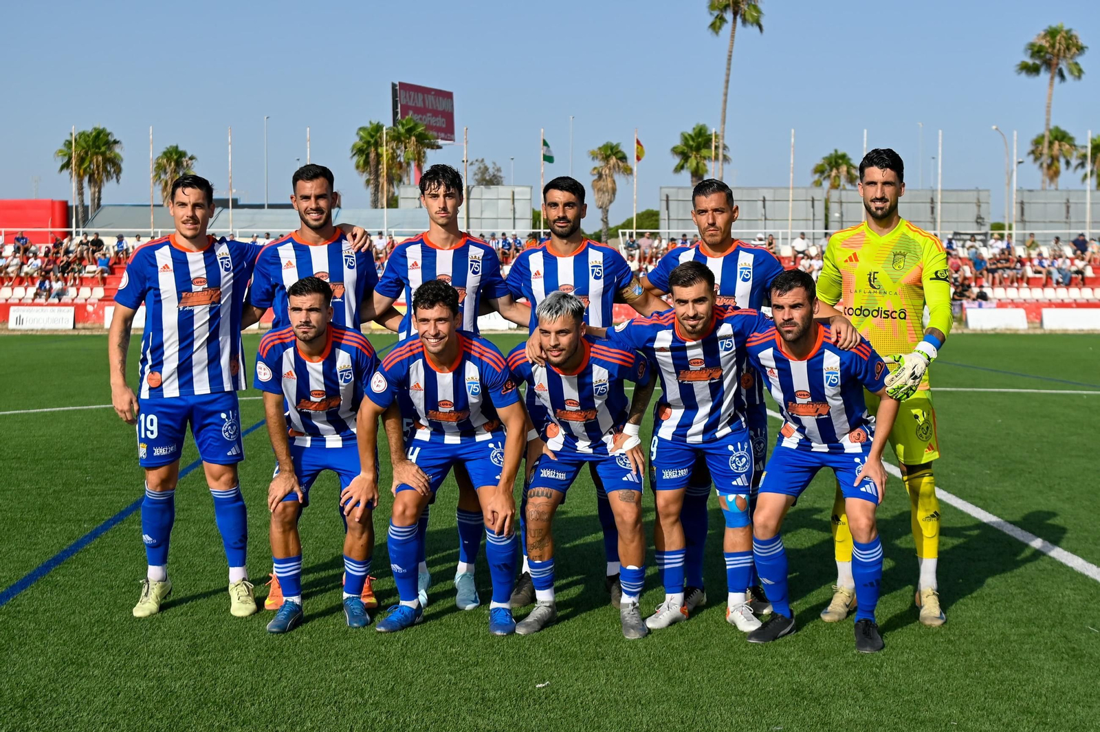 Once del Xerez CD frente al Atlético Sanluqueño en el José del Cuvillo. Once del Xerez CD frente al Atlético Sanluqueño en el José del Cuvillo.