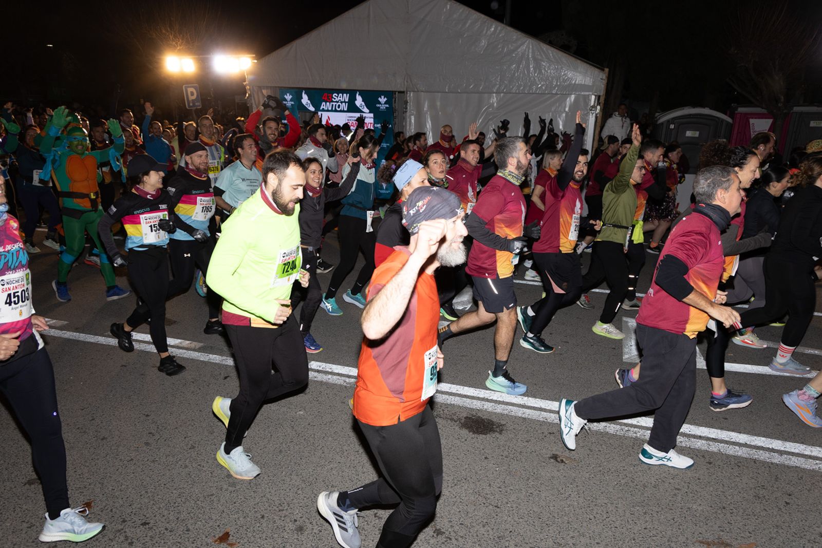 Encuéntrate en la salida de la Carrera de San Antón 2026, en imágenes (3)