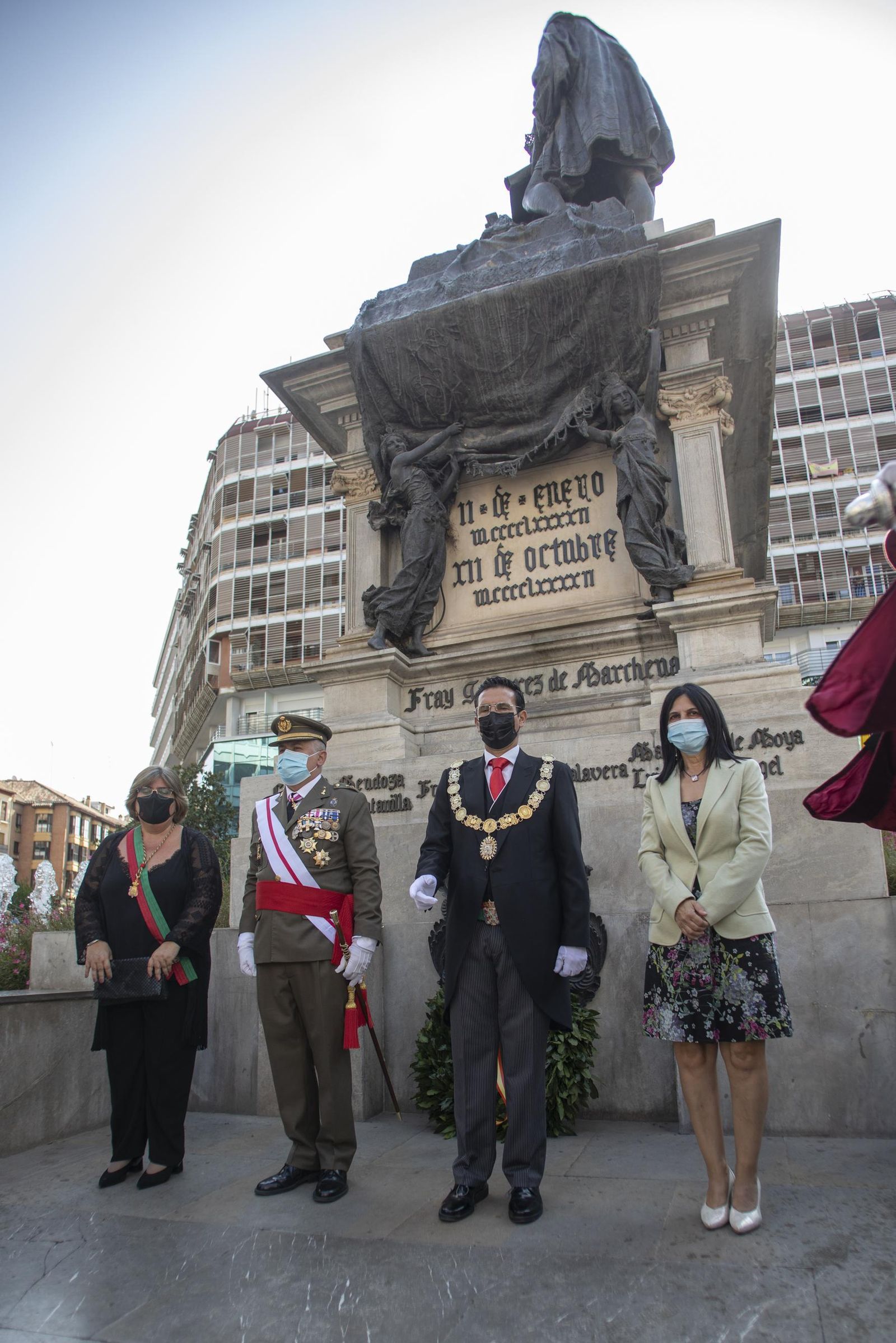 Fotos: Así transcurrió el Día de la Hispanidad en Granada