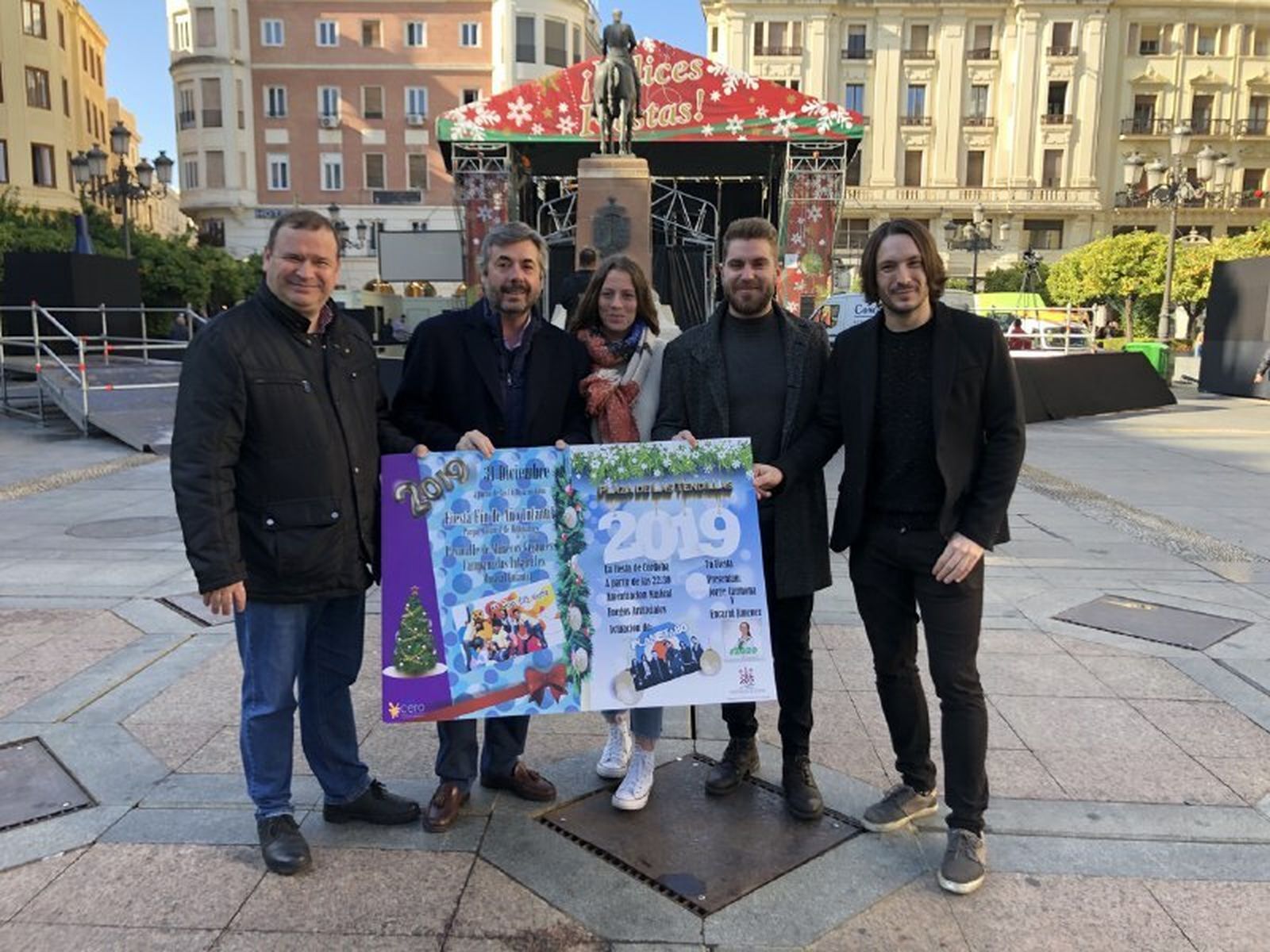 Torrico, con miembros de Planeta 80 y Encarni Jiménez.