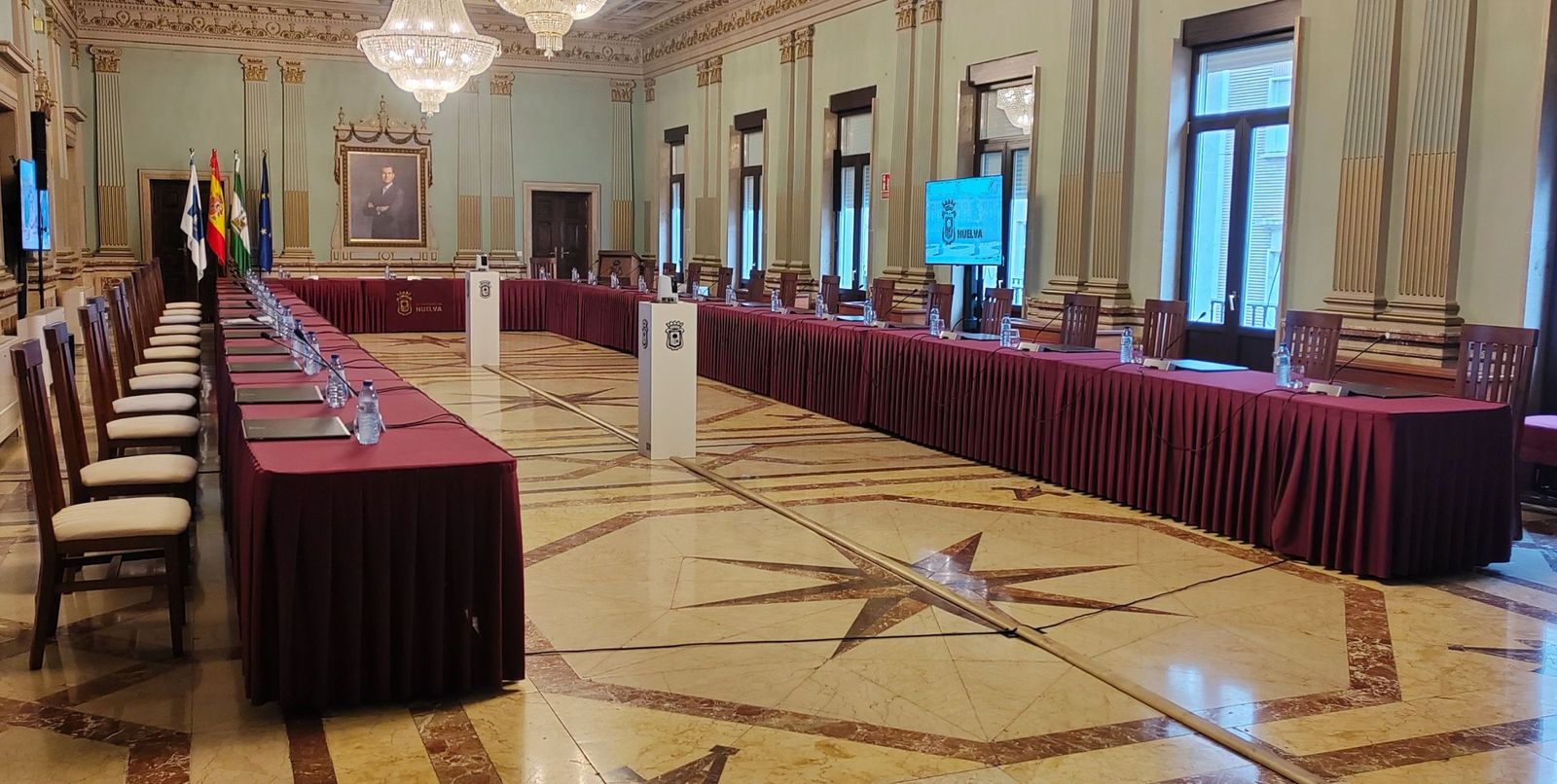 Salón de Plenos del Ayuntamiento de Huelva, en una imagen de archivo.
