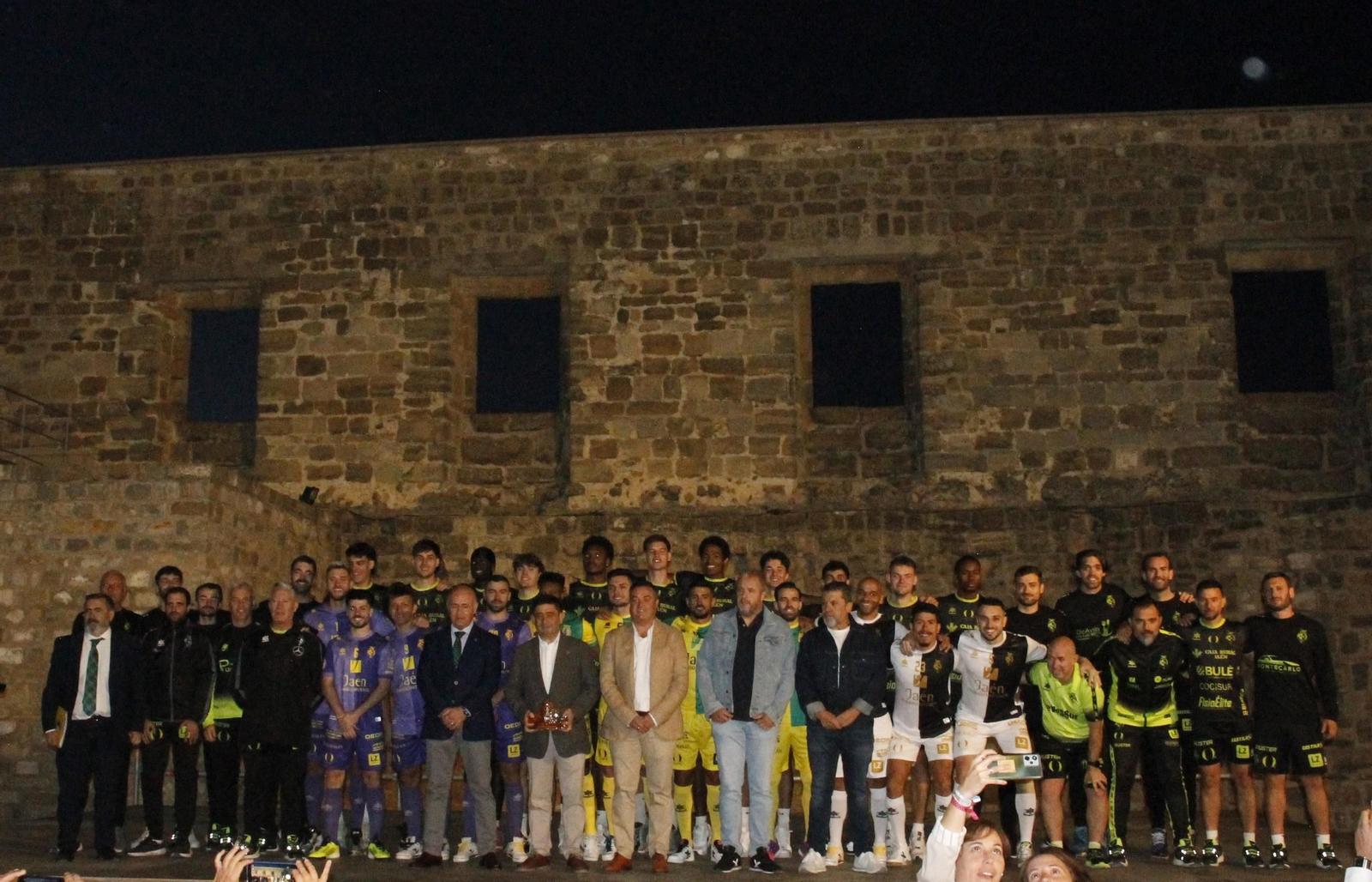 Presentación del Jaén Paraíso Interior FS en el Castillo de Sabiote, en imágenes