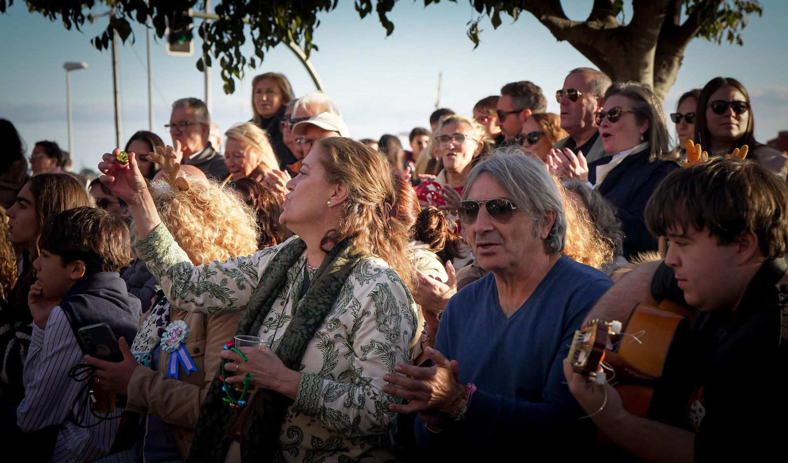 Imágenes del gran ambiente el primer día de zambombas en Jerez