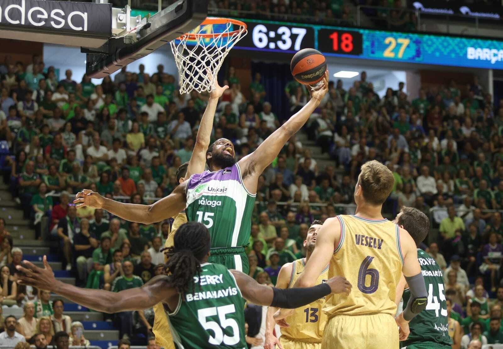 El Unicaja-Barcelona, en fotos