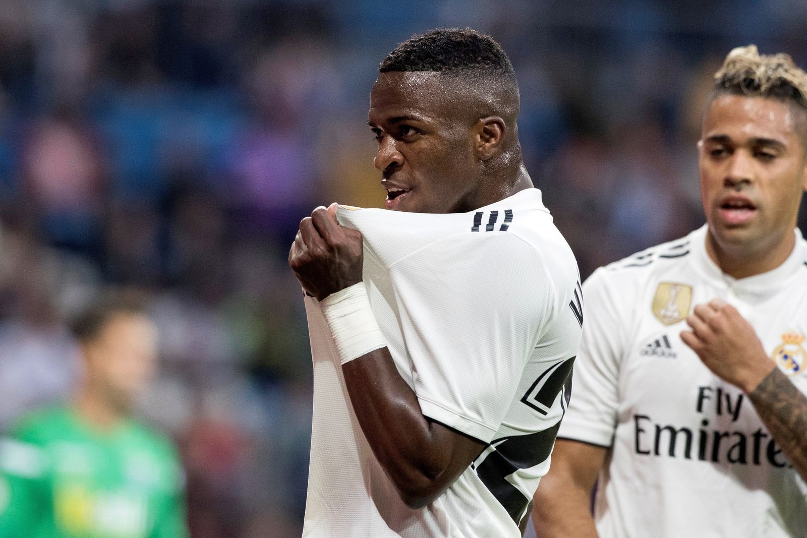 Vinícius festeja su tanto al Melilla.